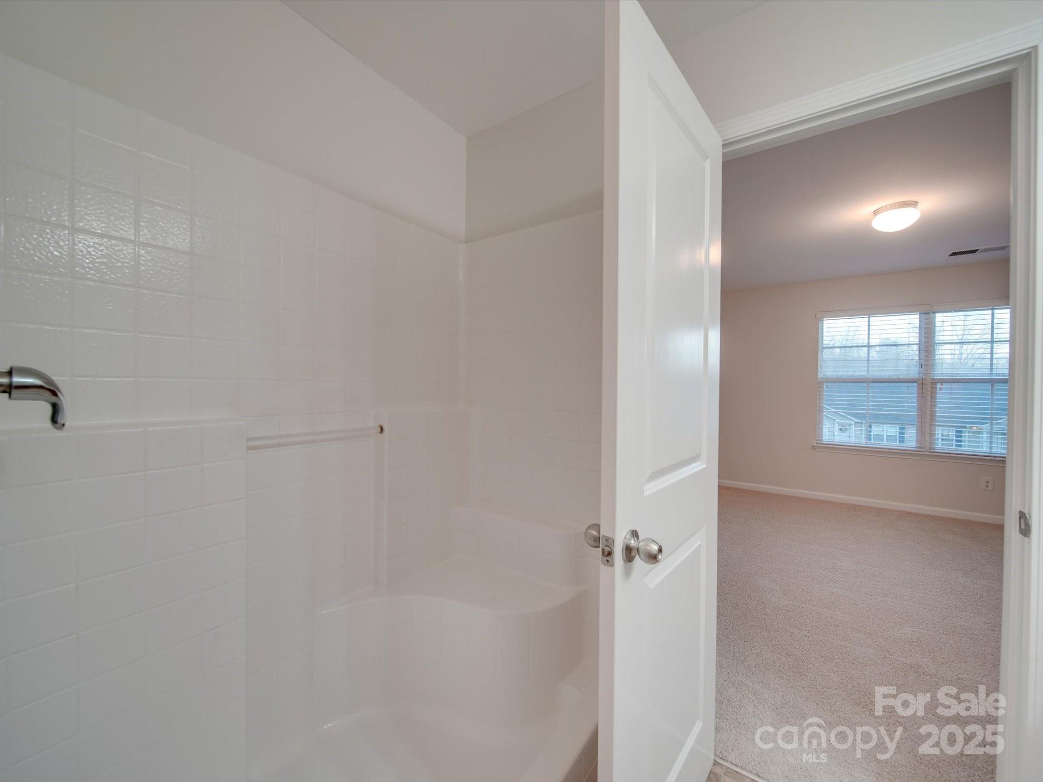 1033 Cedar Village Trail