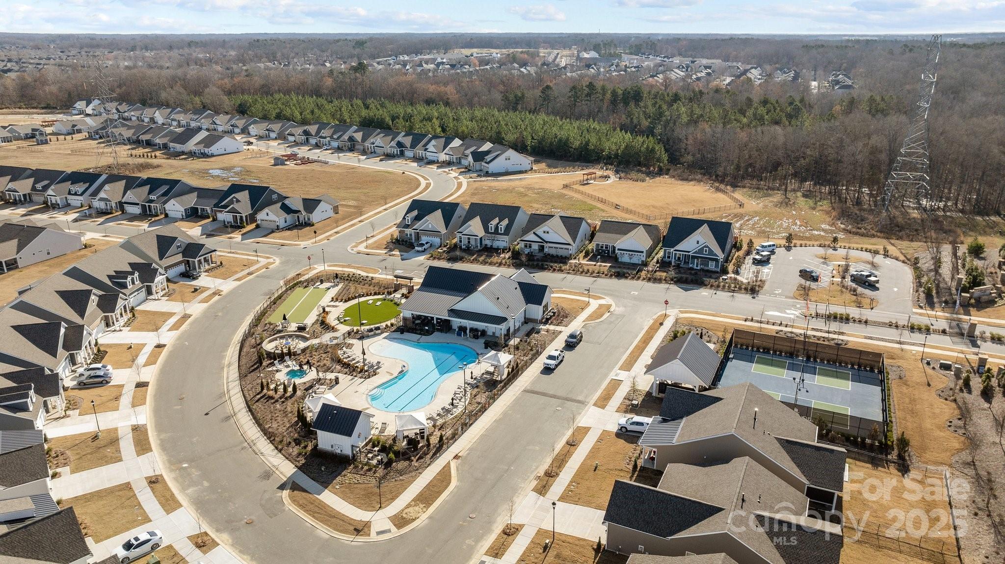 240 Portrait Way Unit: 87