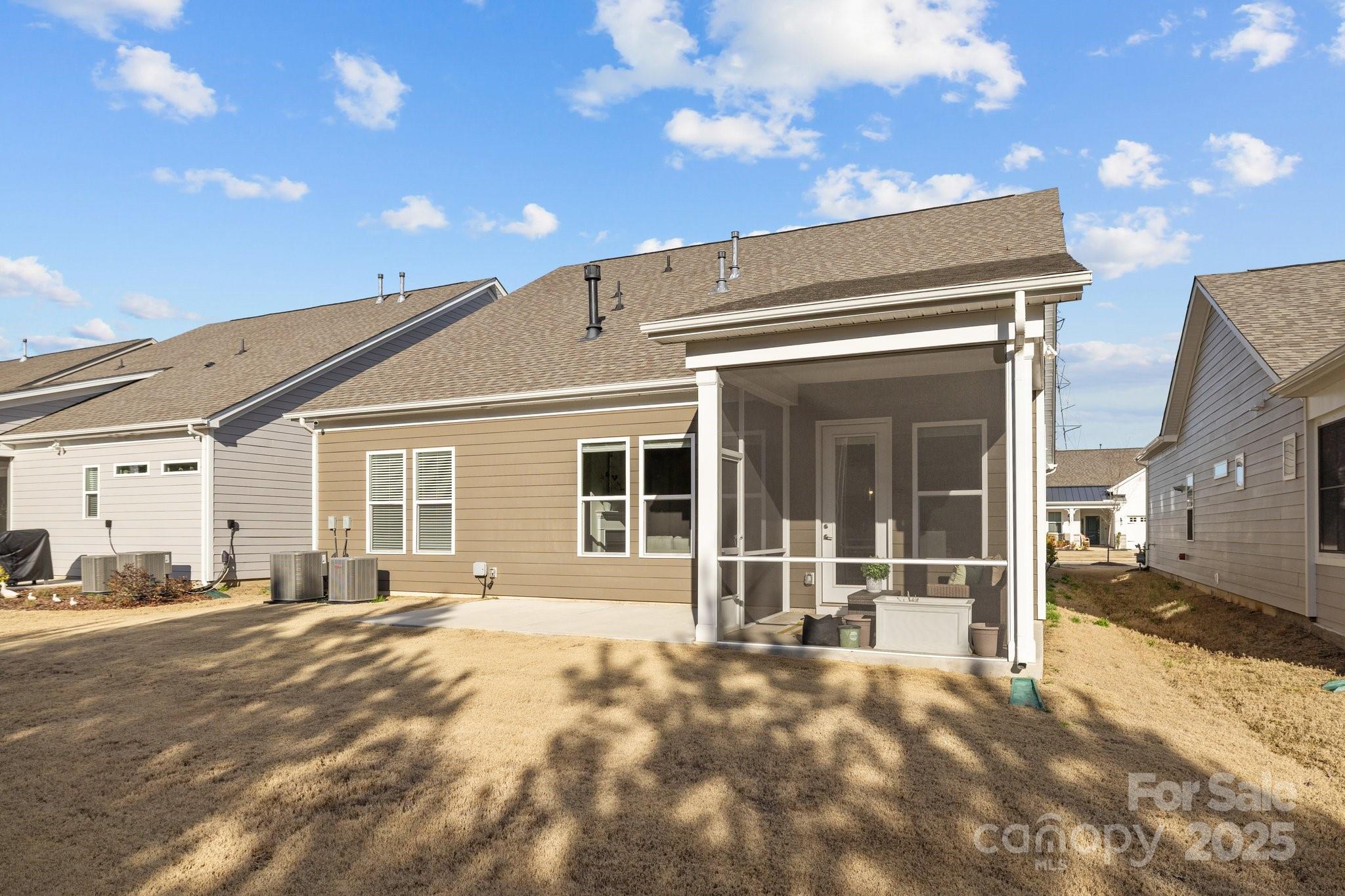 240 Portrait Way Unit: 87