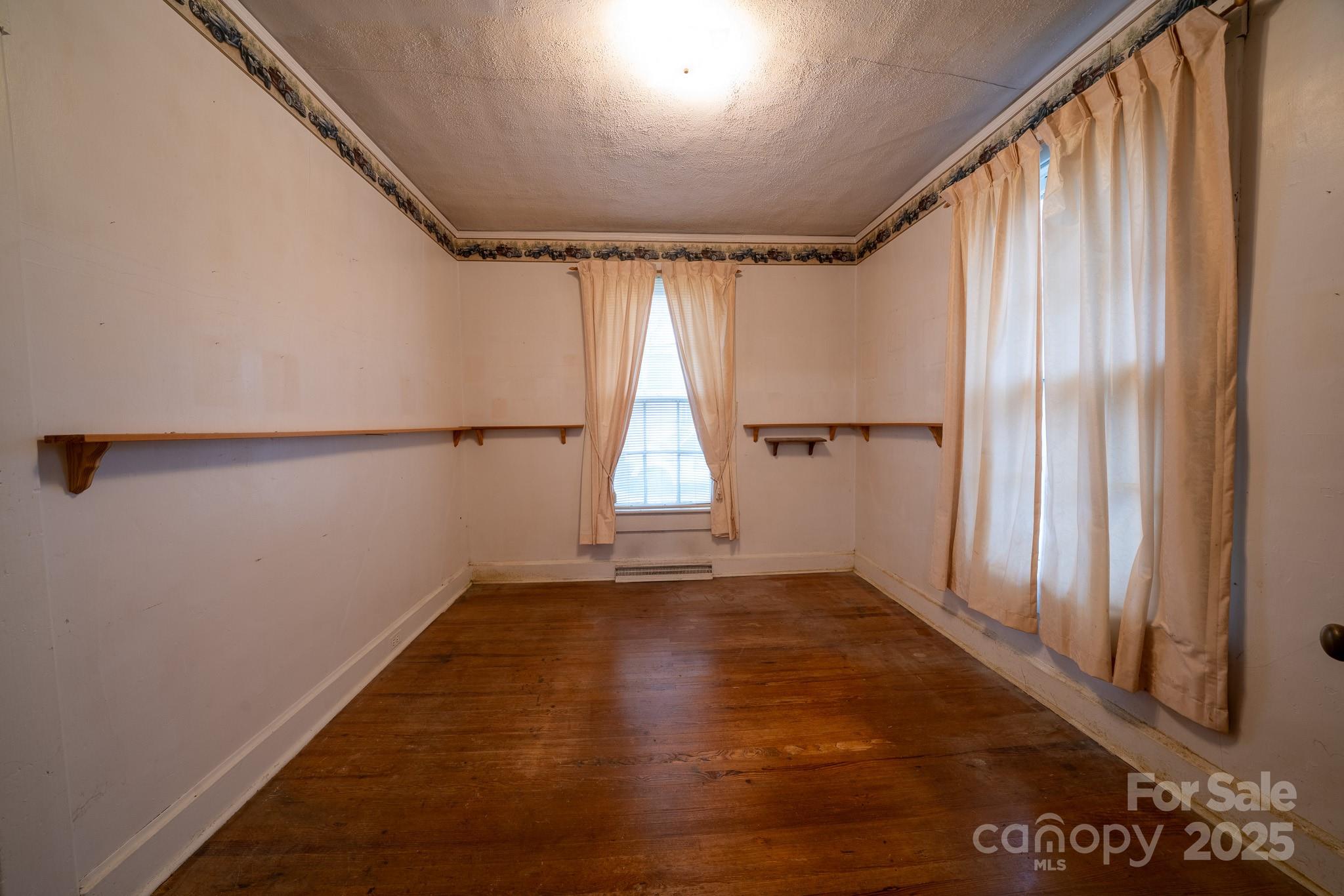 504 Glasgow Road