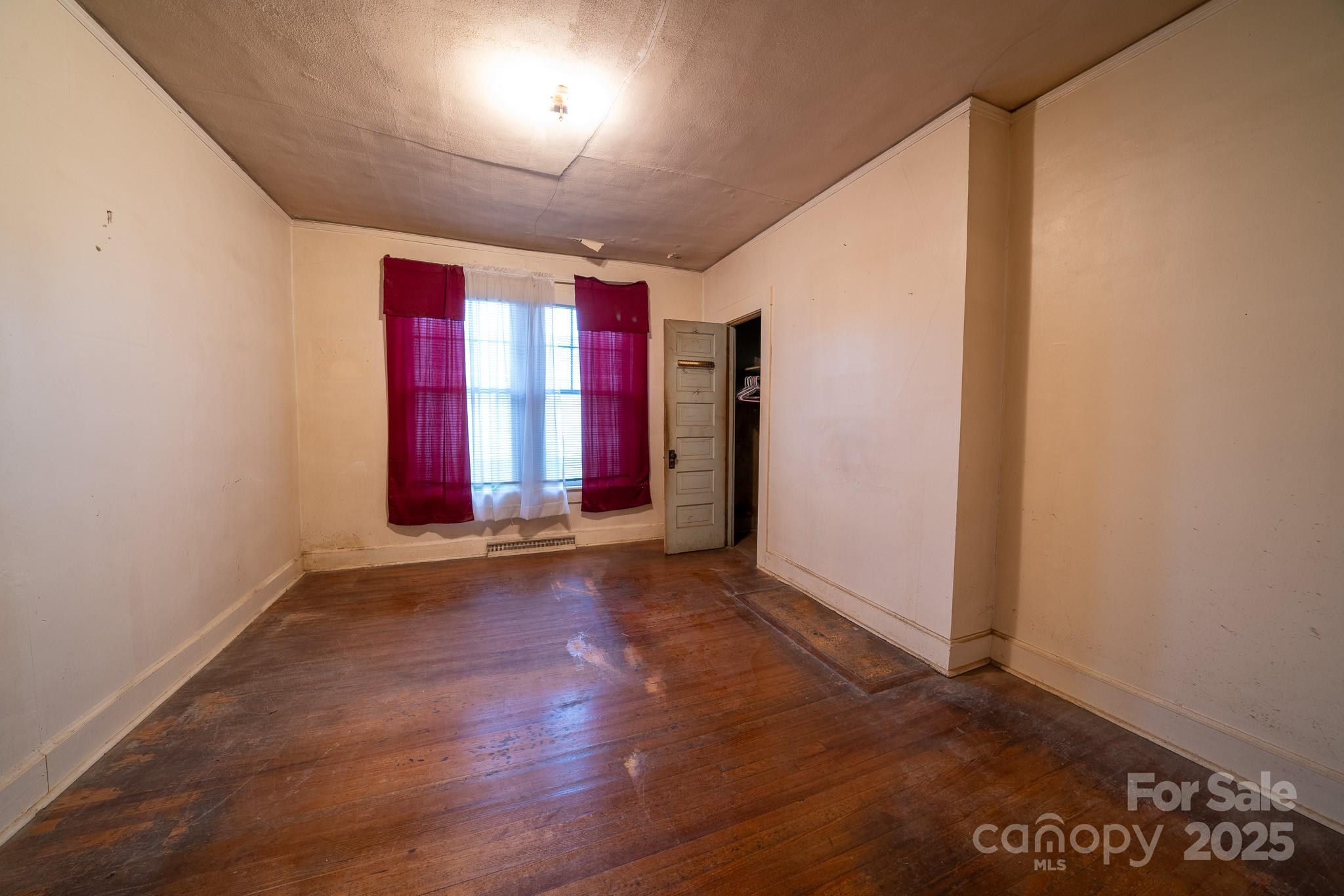 504 Glasgow Road