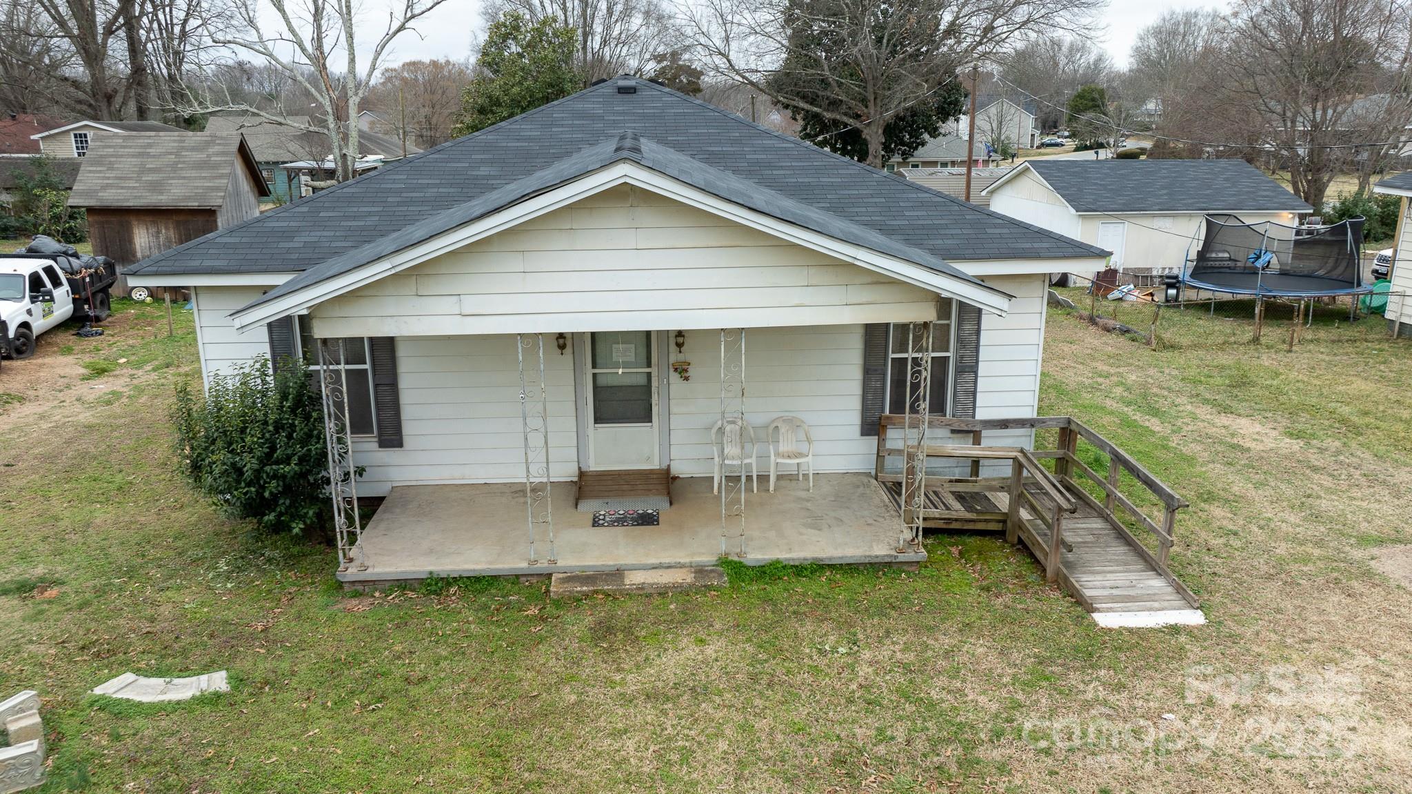 504 Glasgow Road