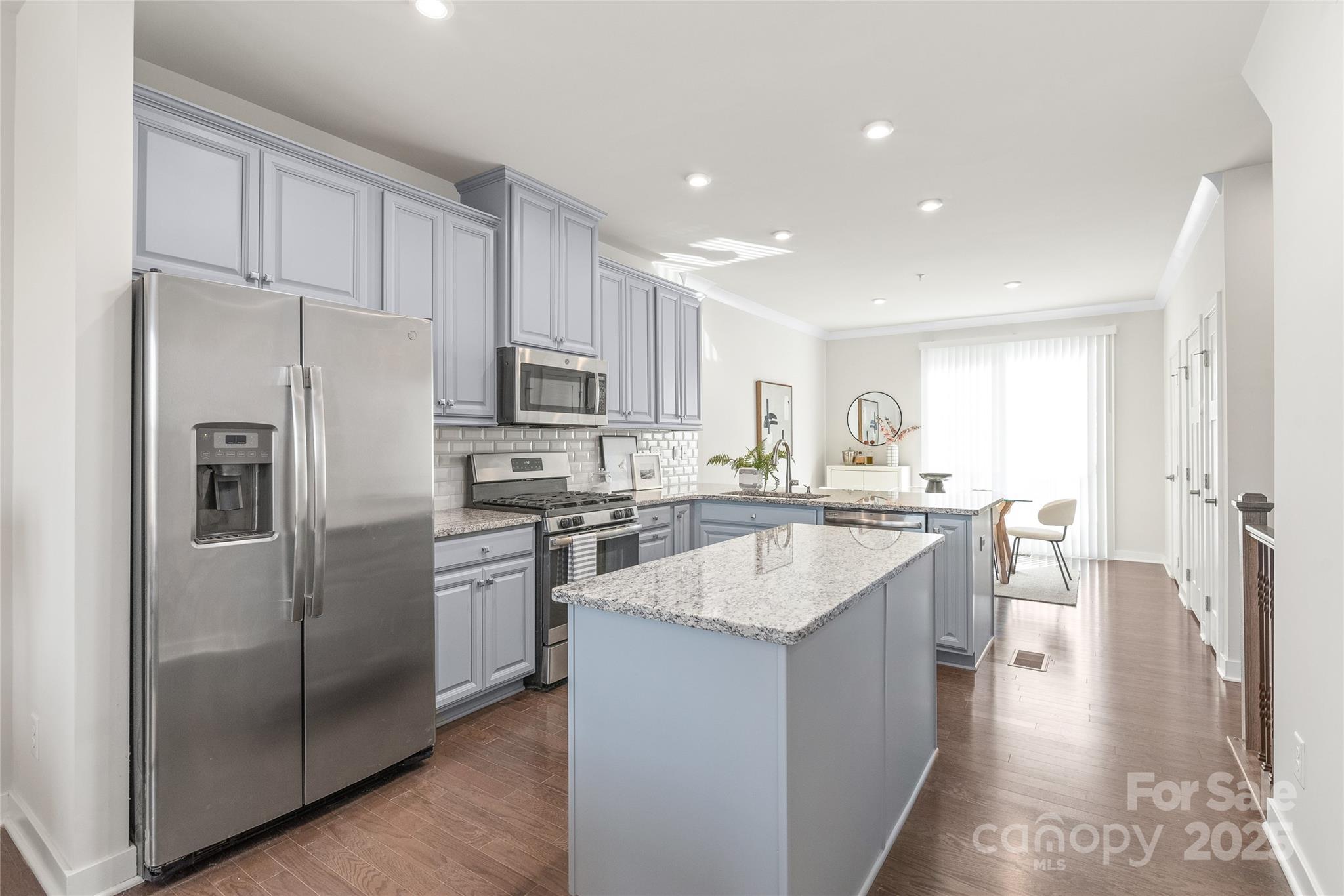 232 Parkwood Avenue