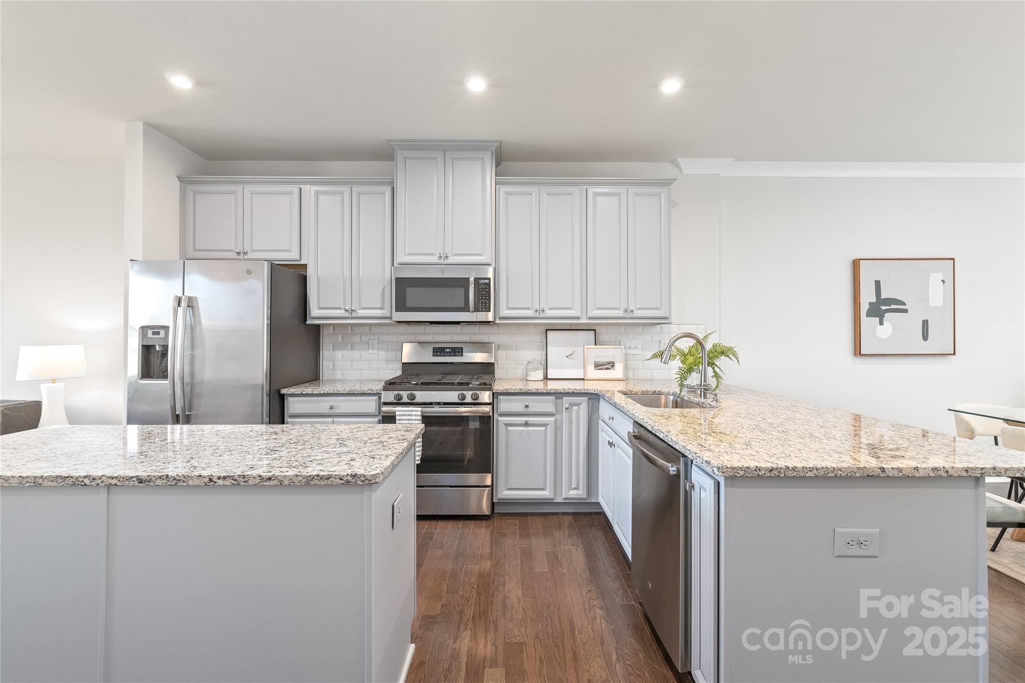 232 Parkwood Avenue