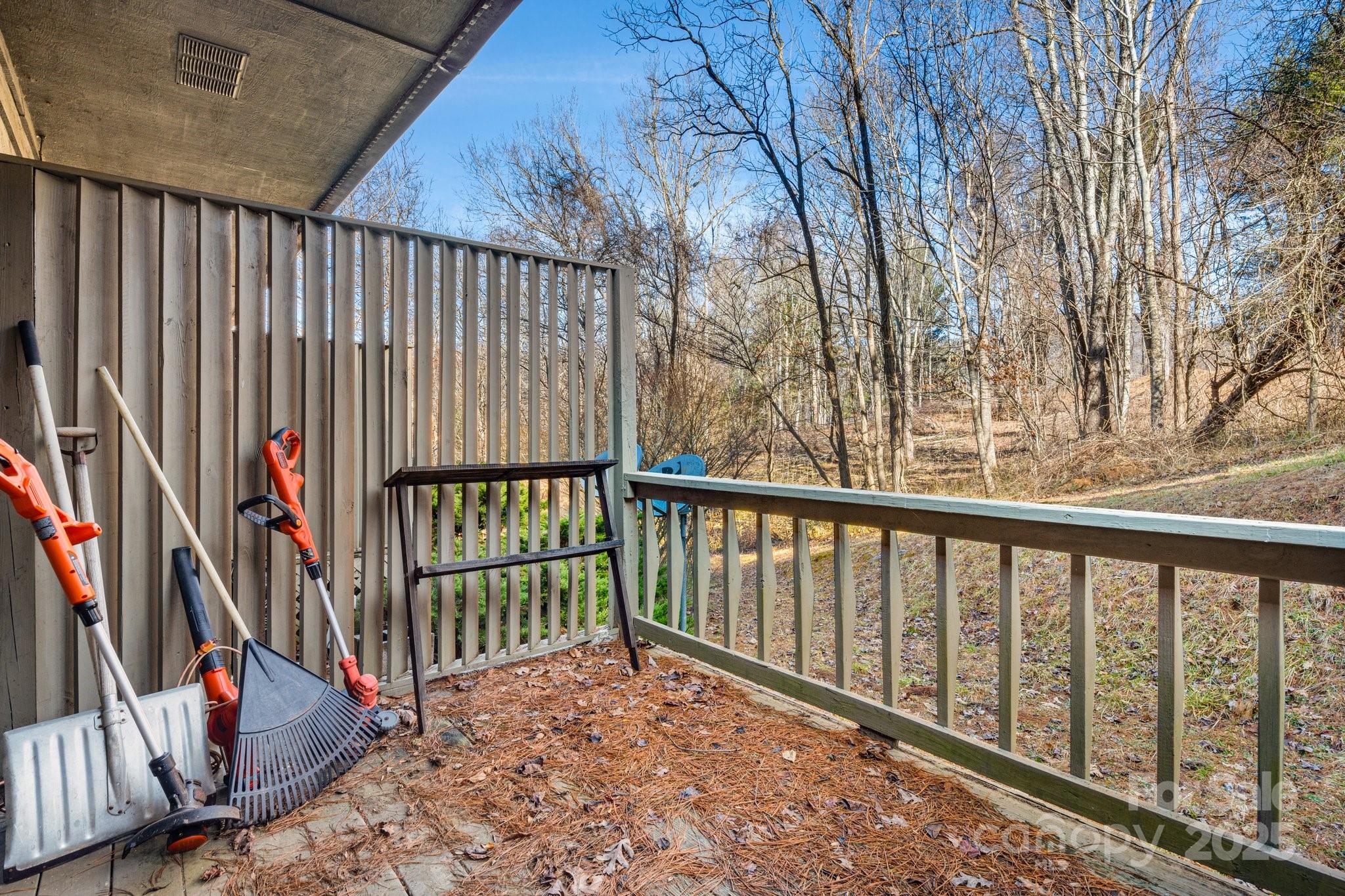 421 Mother In Law Lane