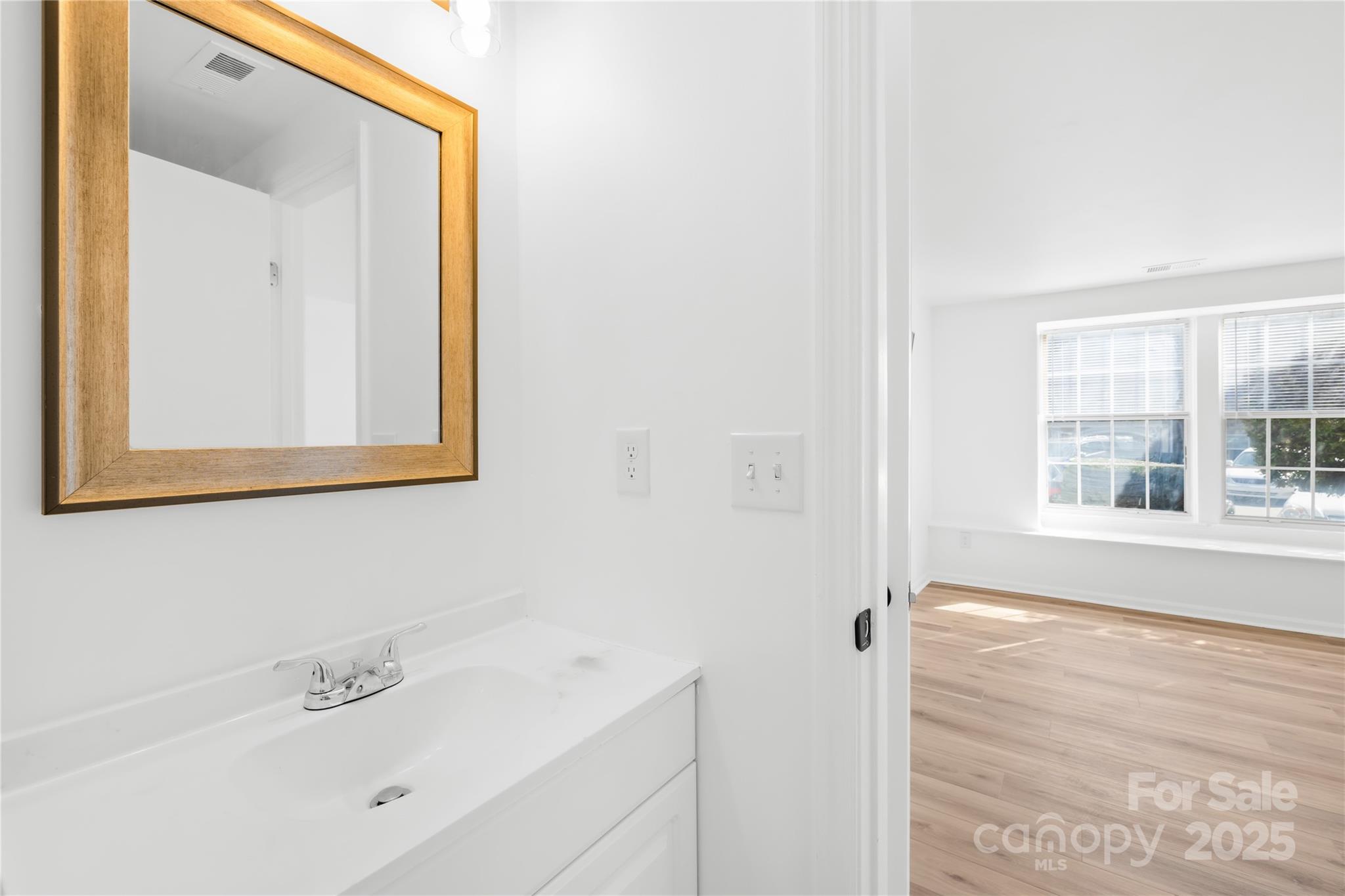1641 Arlyn Circle Unit: A