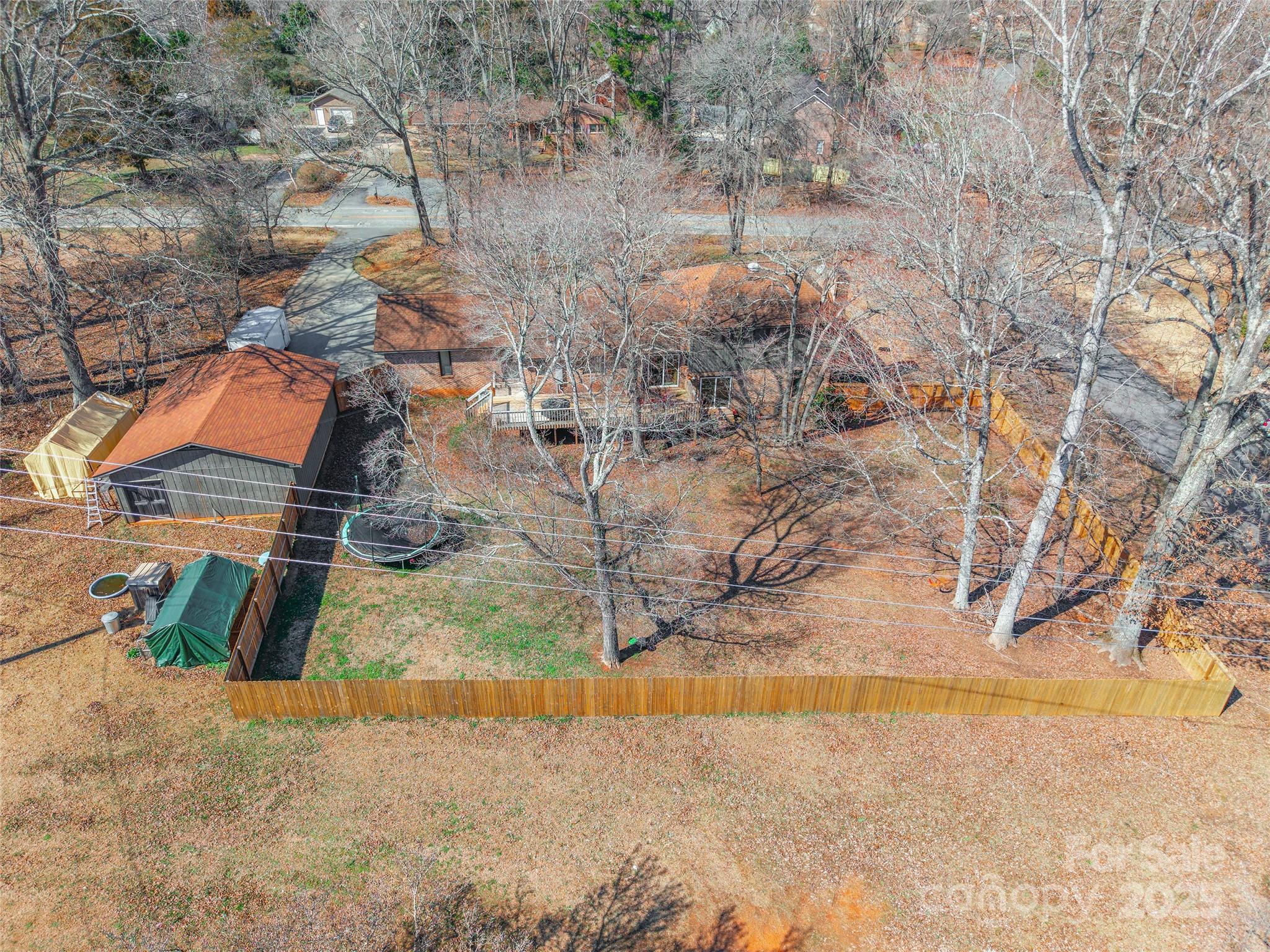 1226 Twin Lakes Road