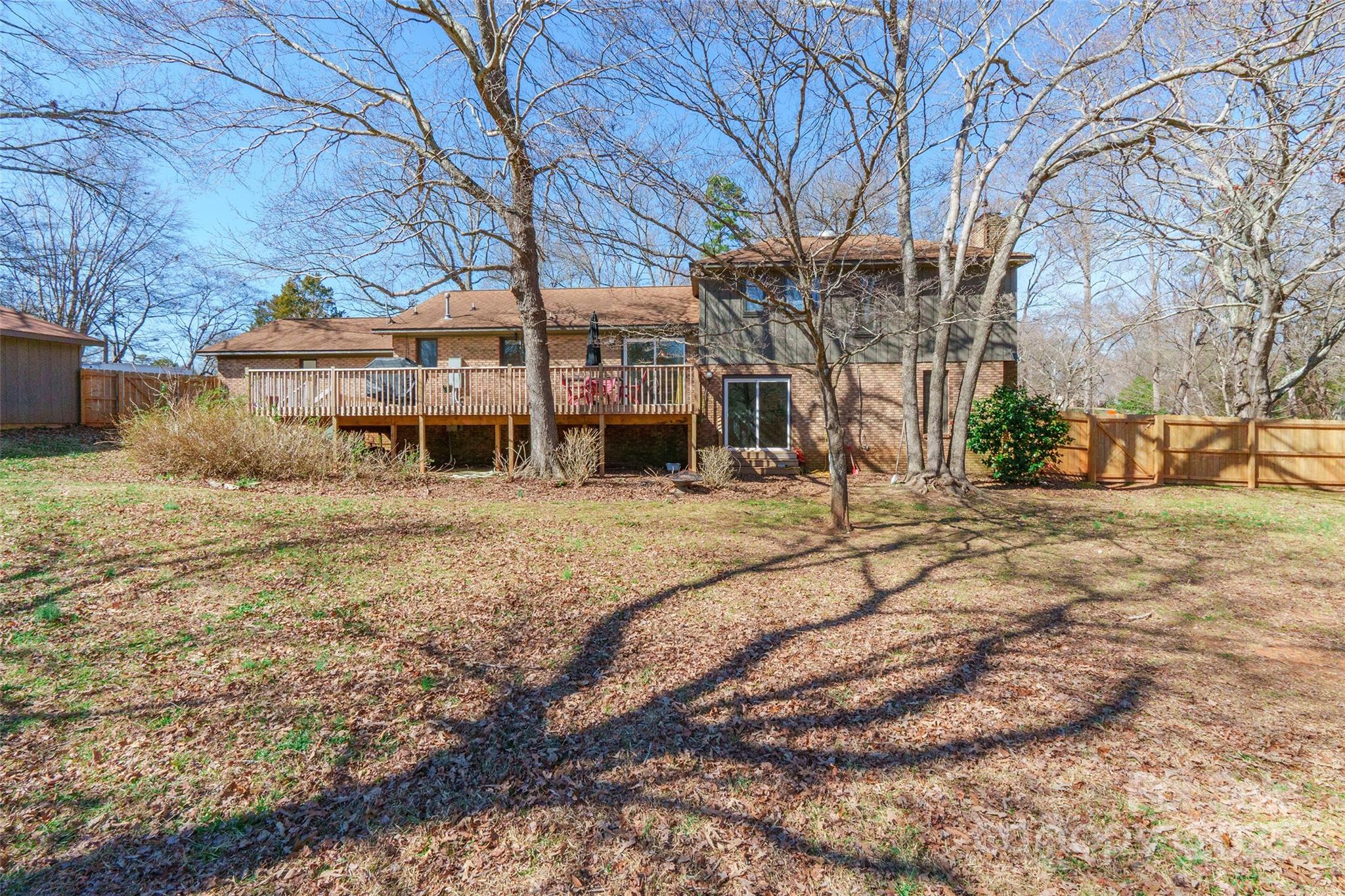 1226 Twin Lakes Road