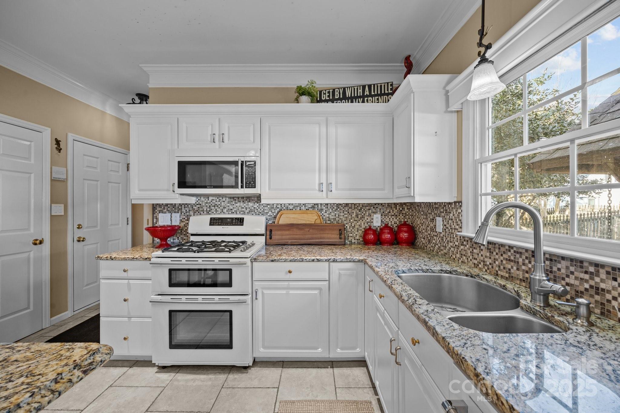 19715 Beneteau Court