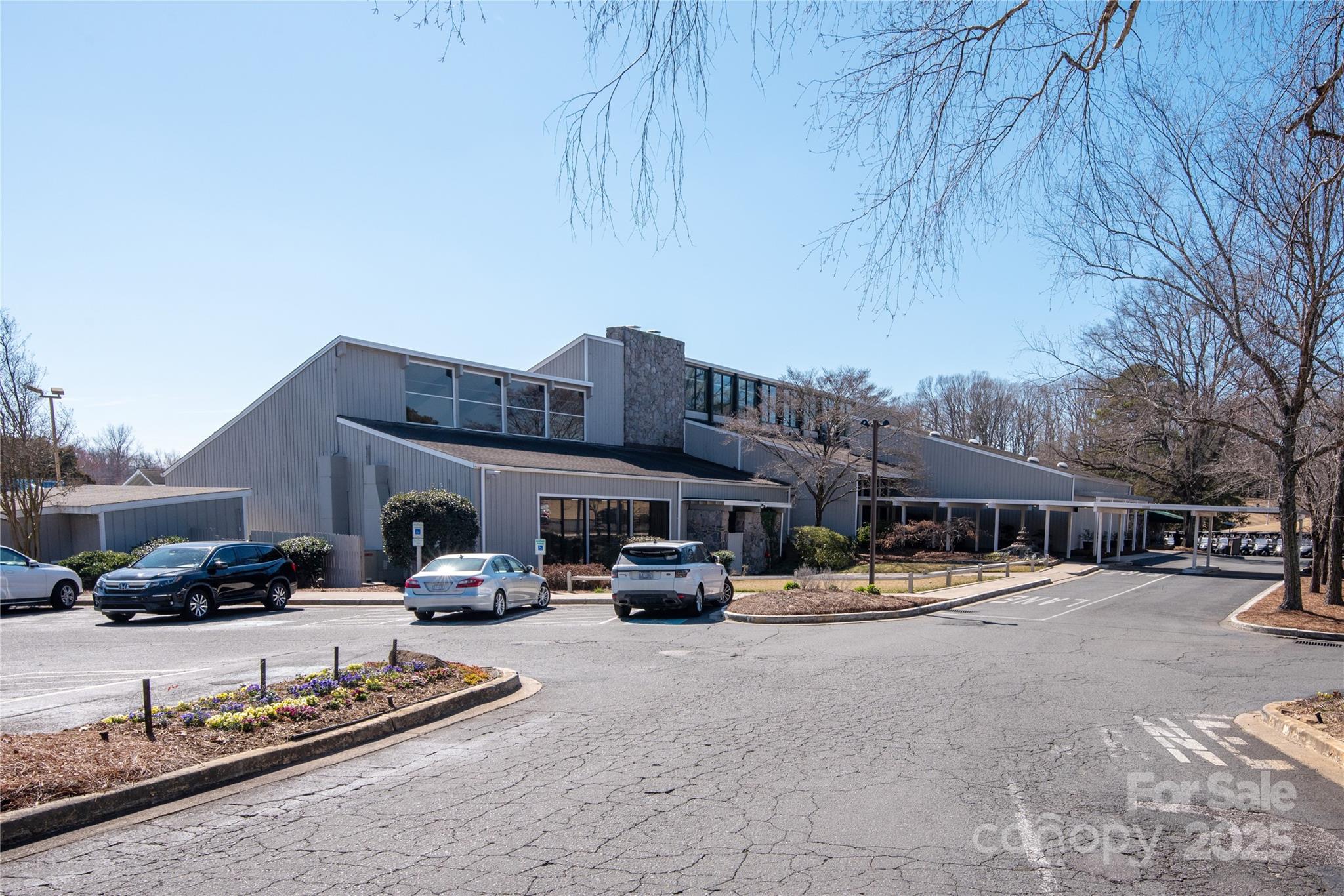 9036 Saint Thomas Lane