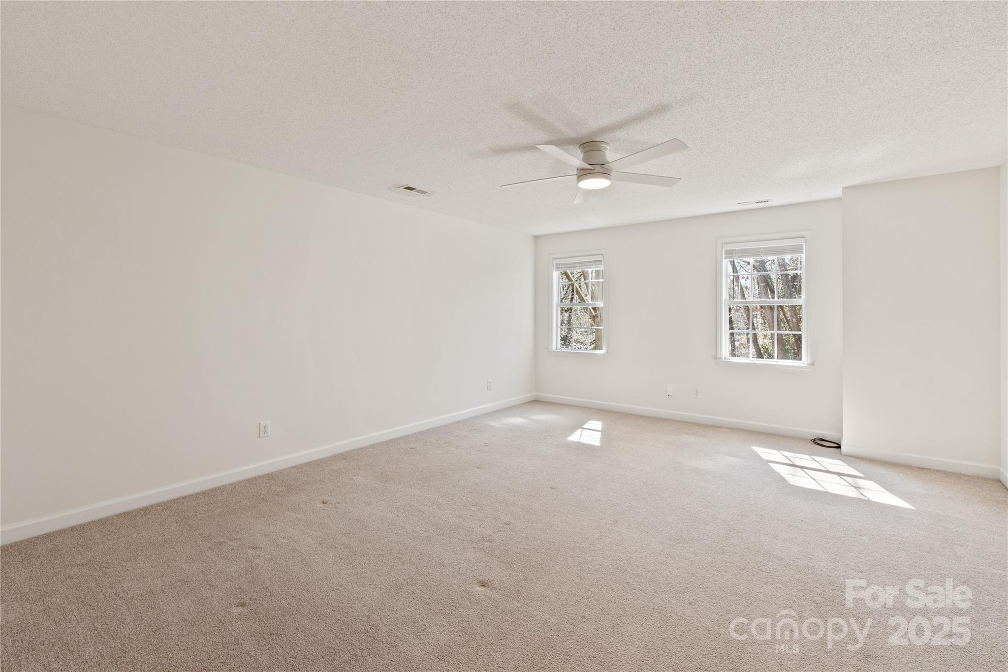 9036 Saint Thomas Lane