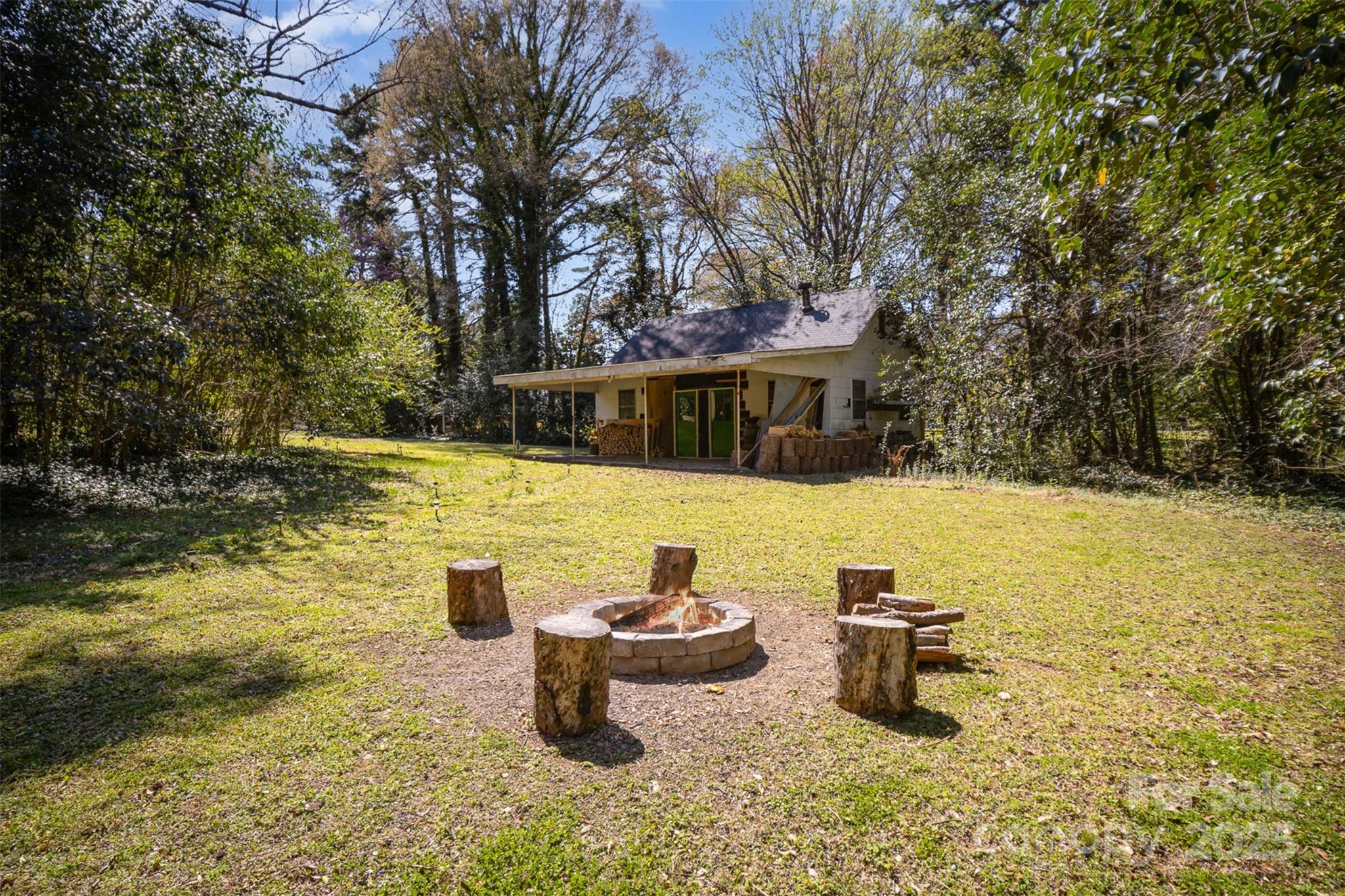 7122 Tuckaseegee Road
