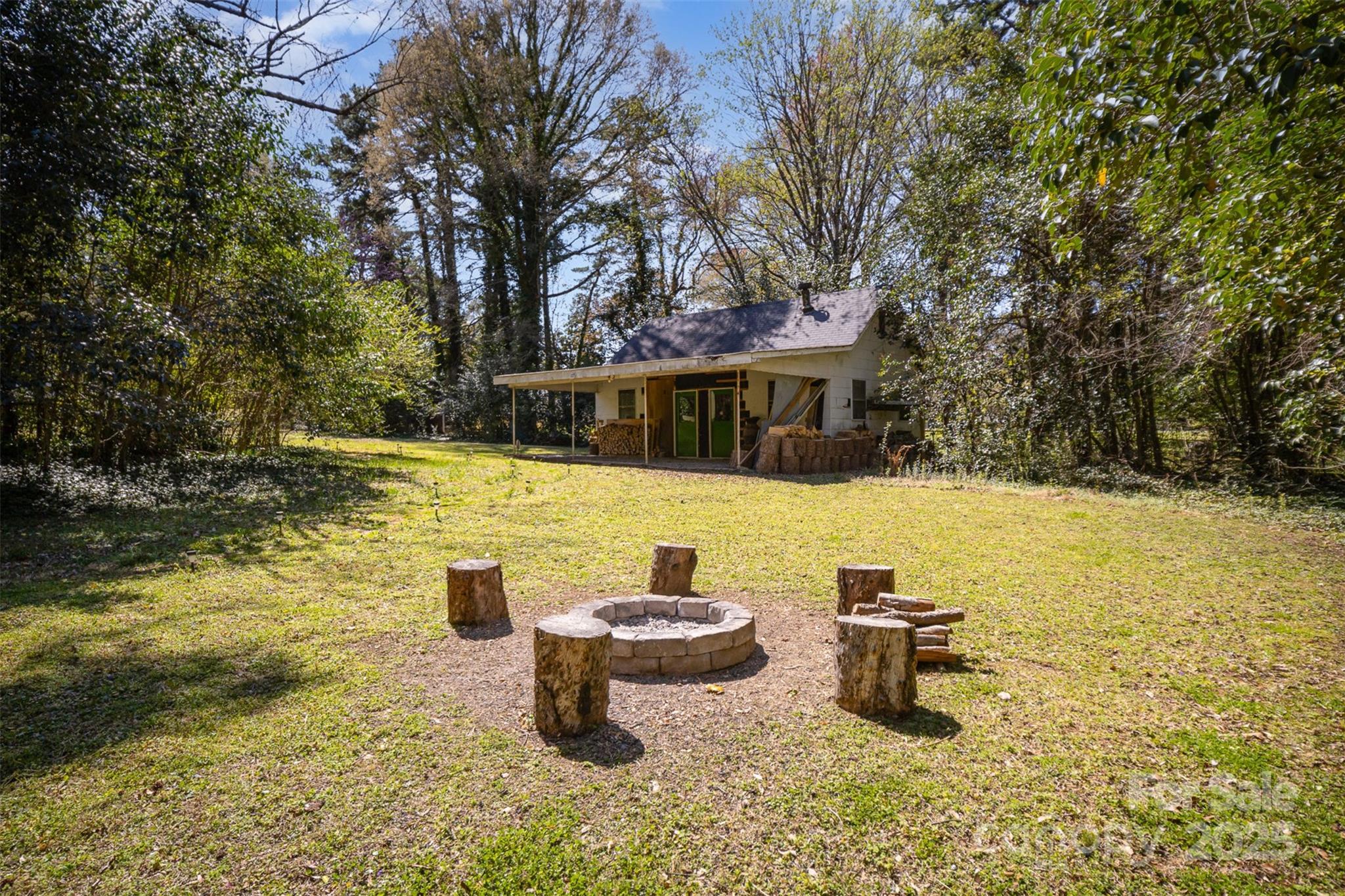 7122 Tuckaseegee Road