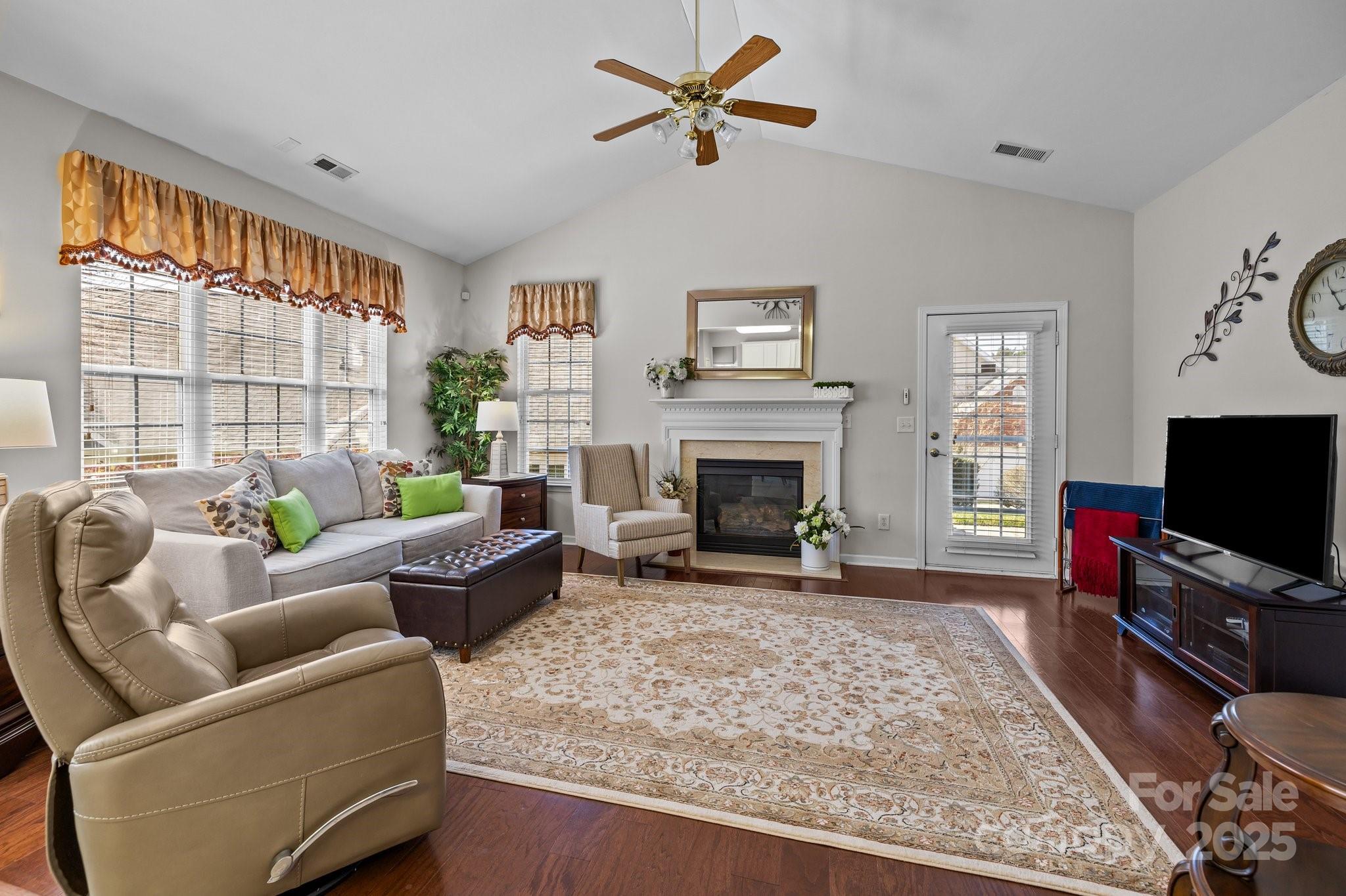 1668 Onyx Ridge Unit: 116