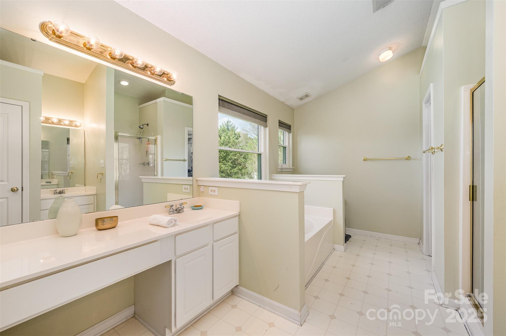 13602 Red Wine Court