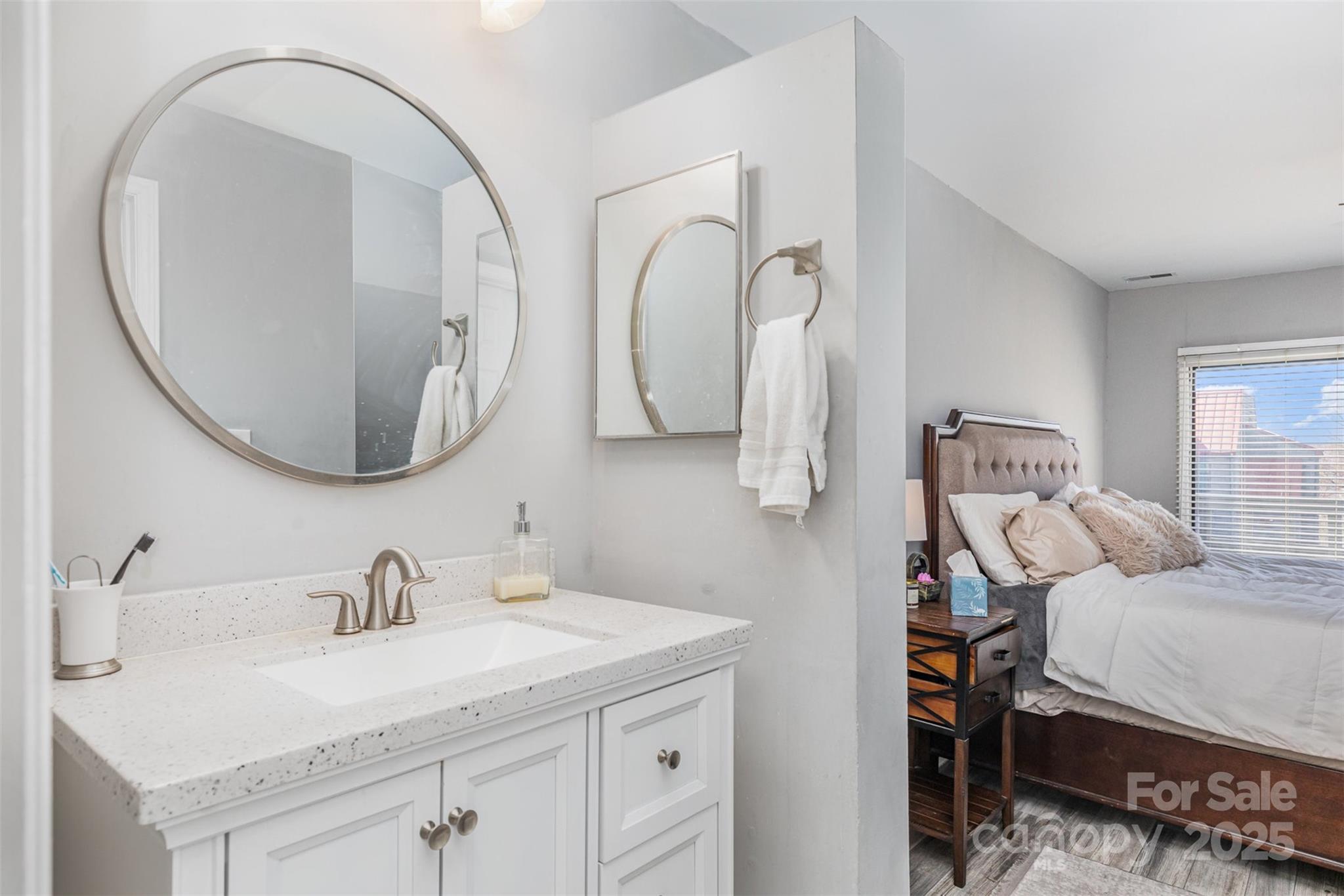 9035 J M Keynes Drive Unit: 33