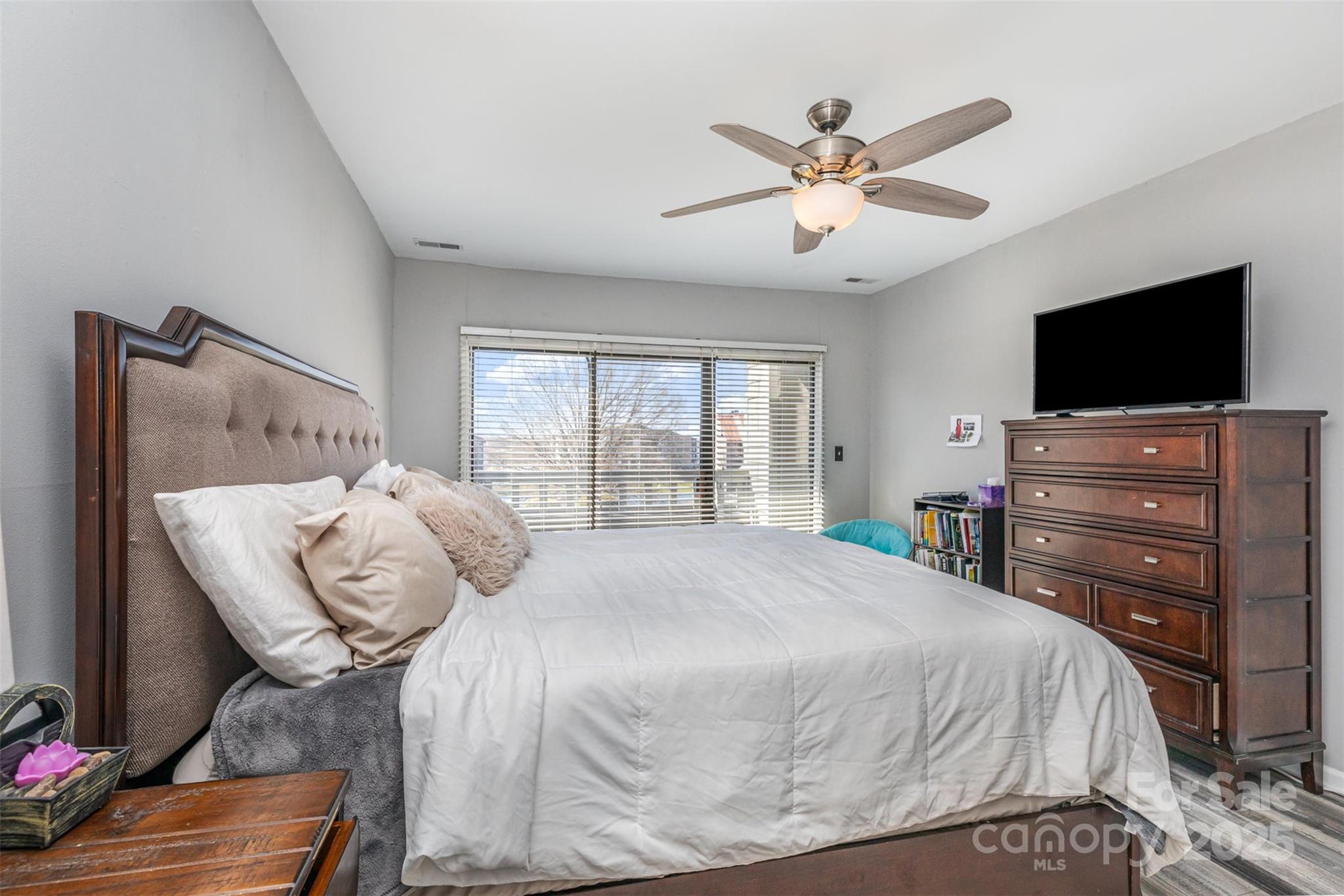 9035 J M Keynes Drive Unit: 33