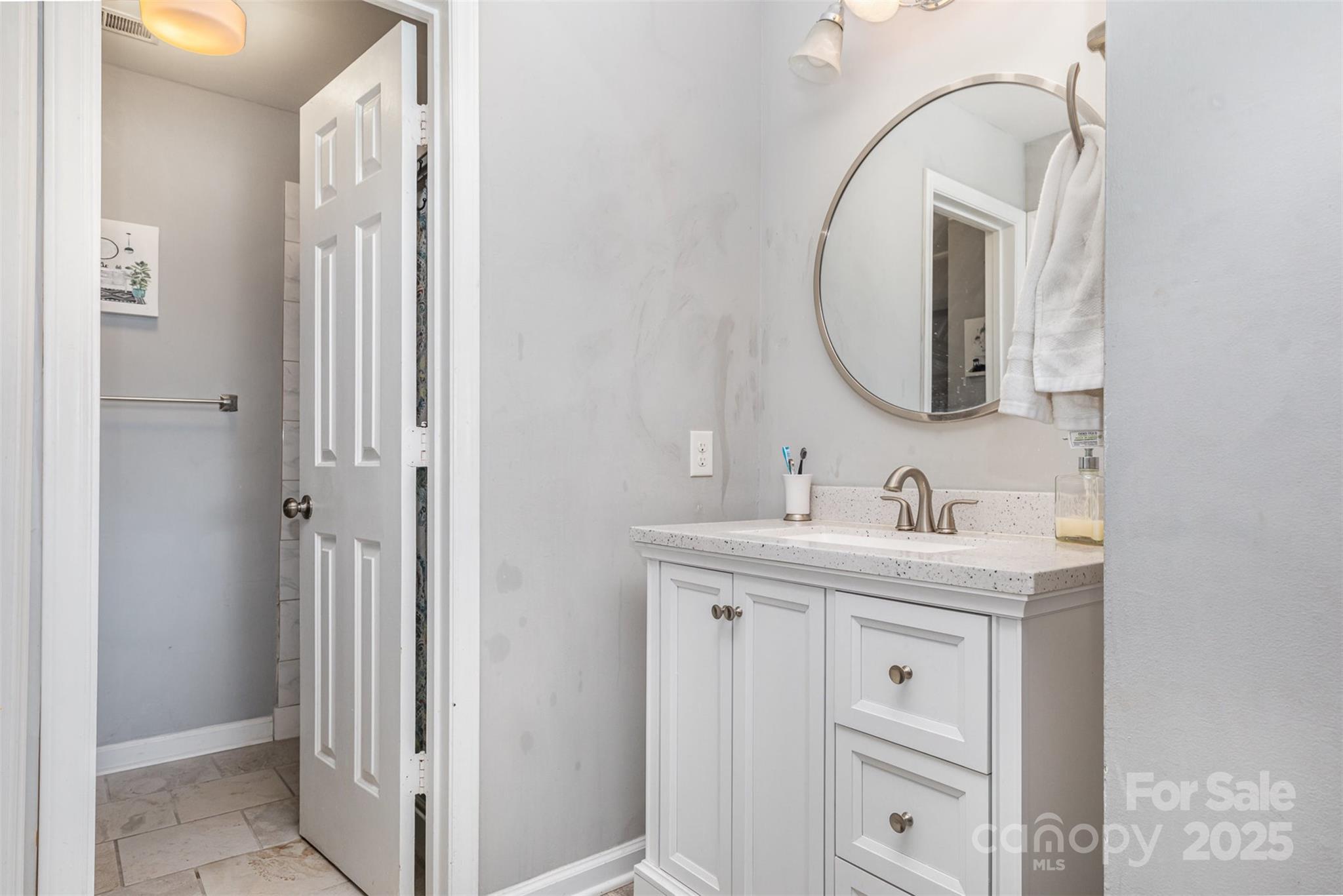 9035 J M Keynes Drive Unit: 33