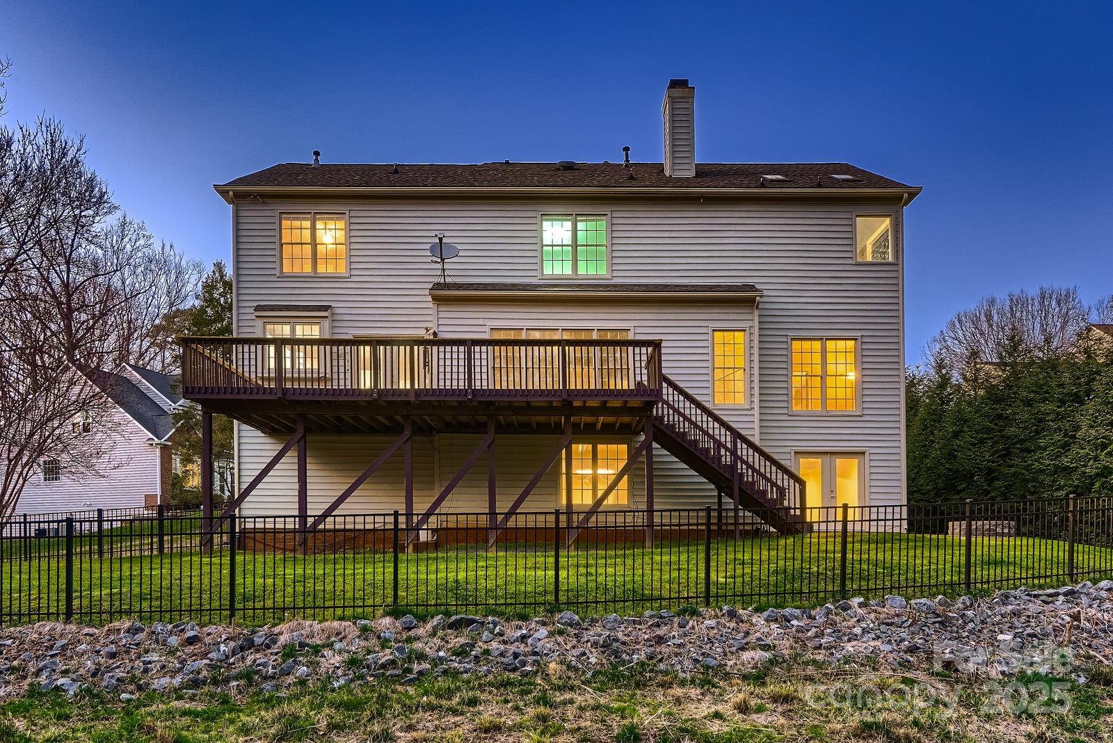 2835 Peverell Lane
