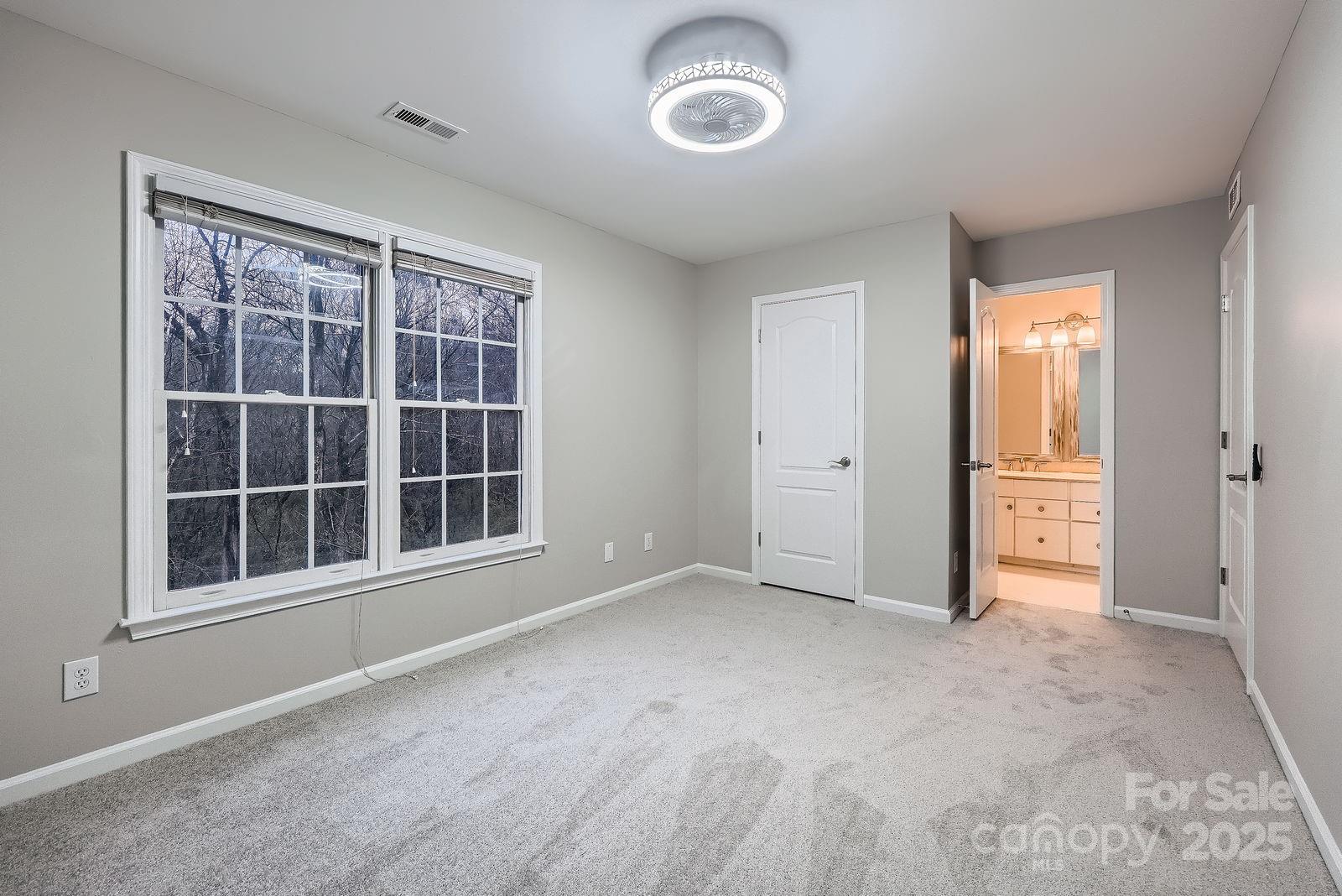 2835 Peverell Lane