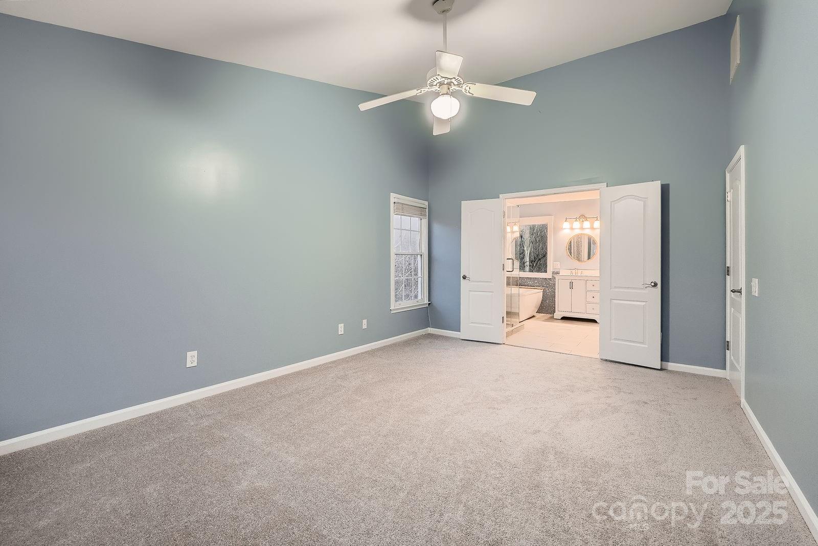 2835 Peverell Lane