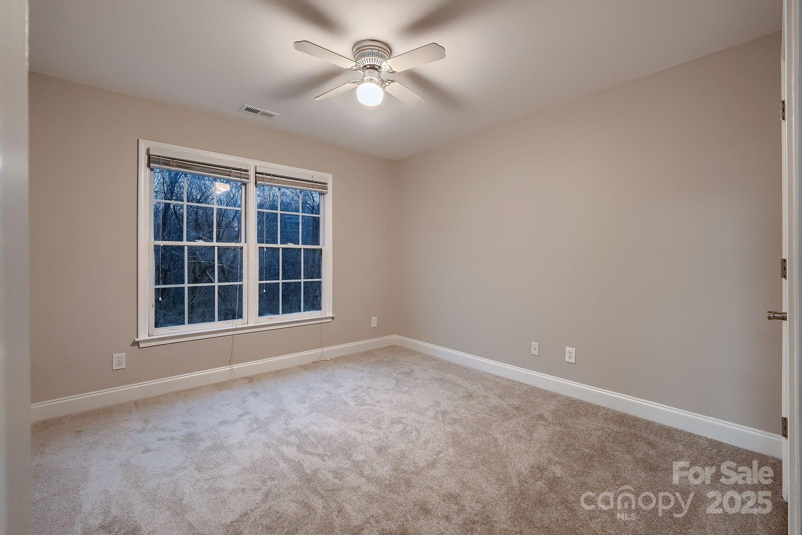 2835 Peverell Lane