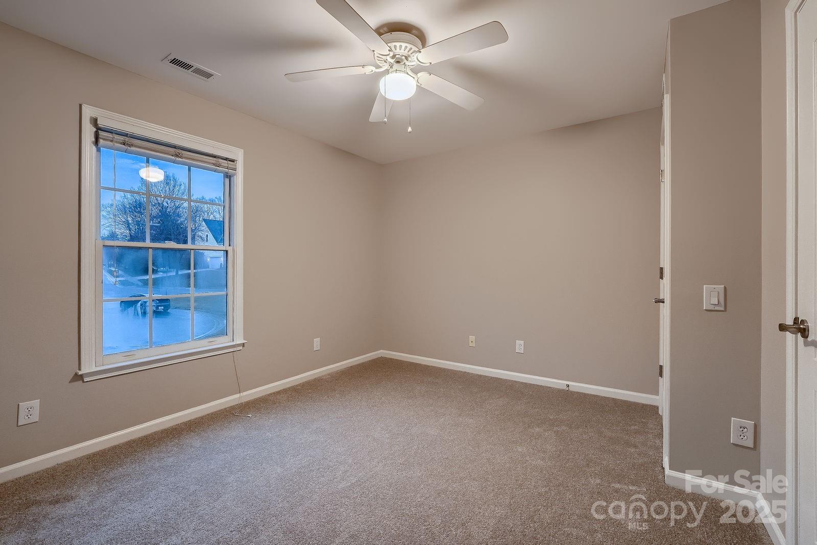 2835 Peverell Lane