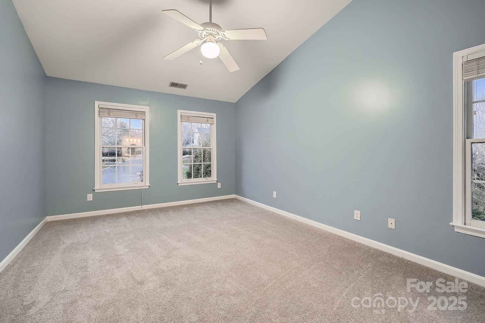 2835 Peverell Lane
