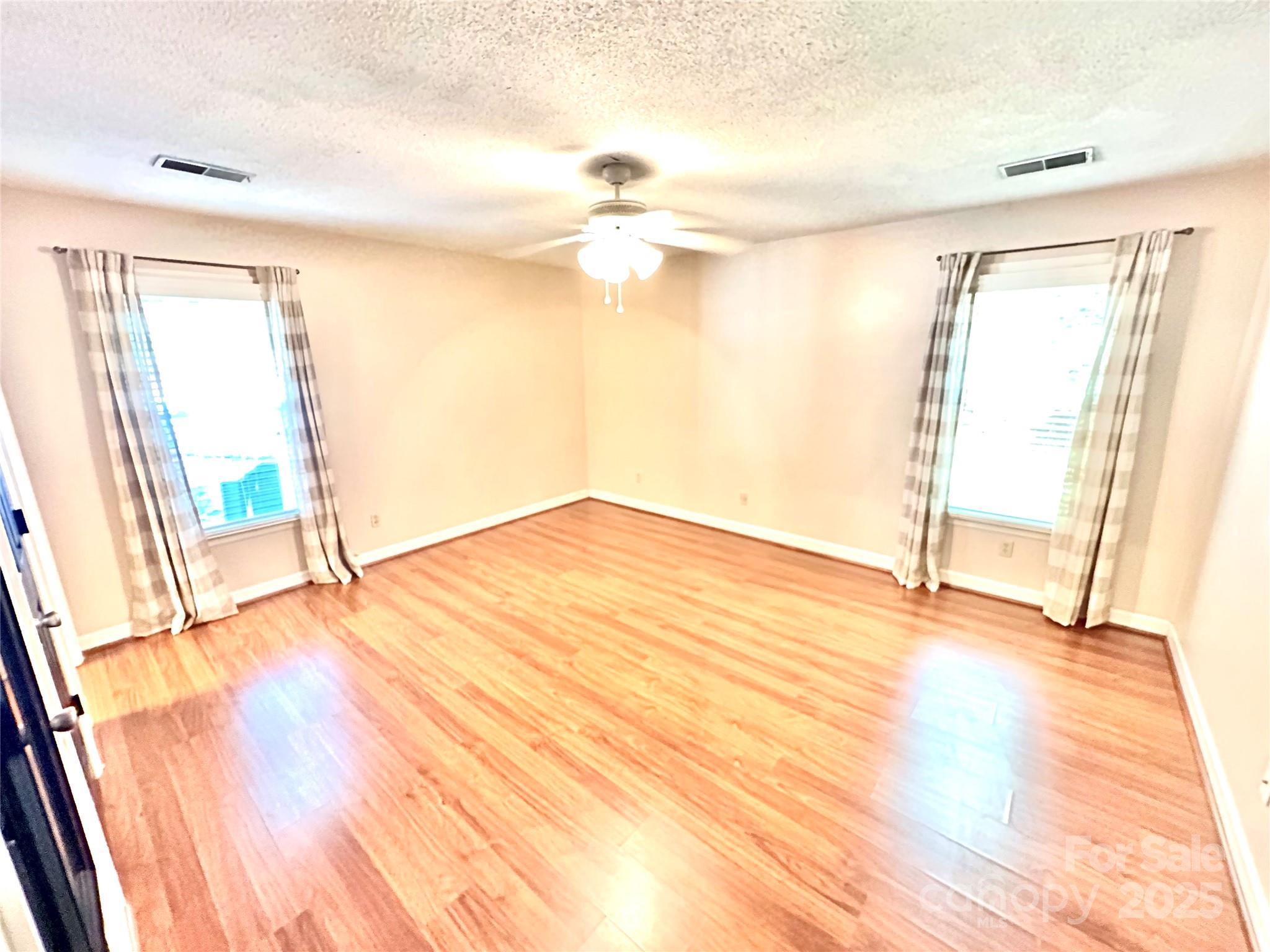9401 Elvis Drive