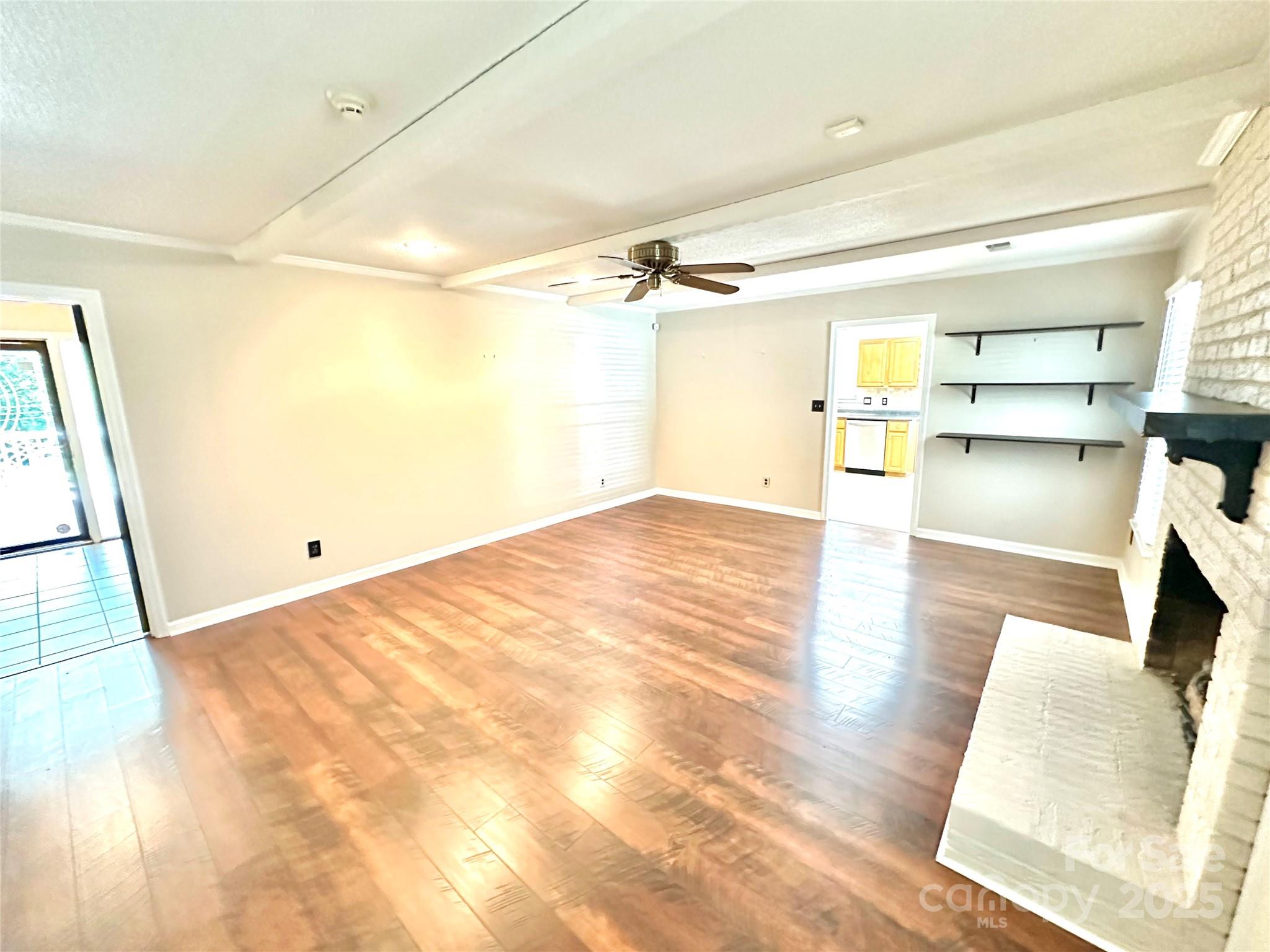 9401 Elvis Drive