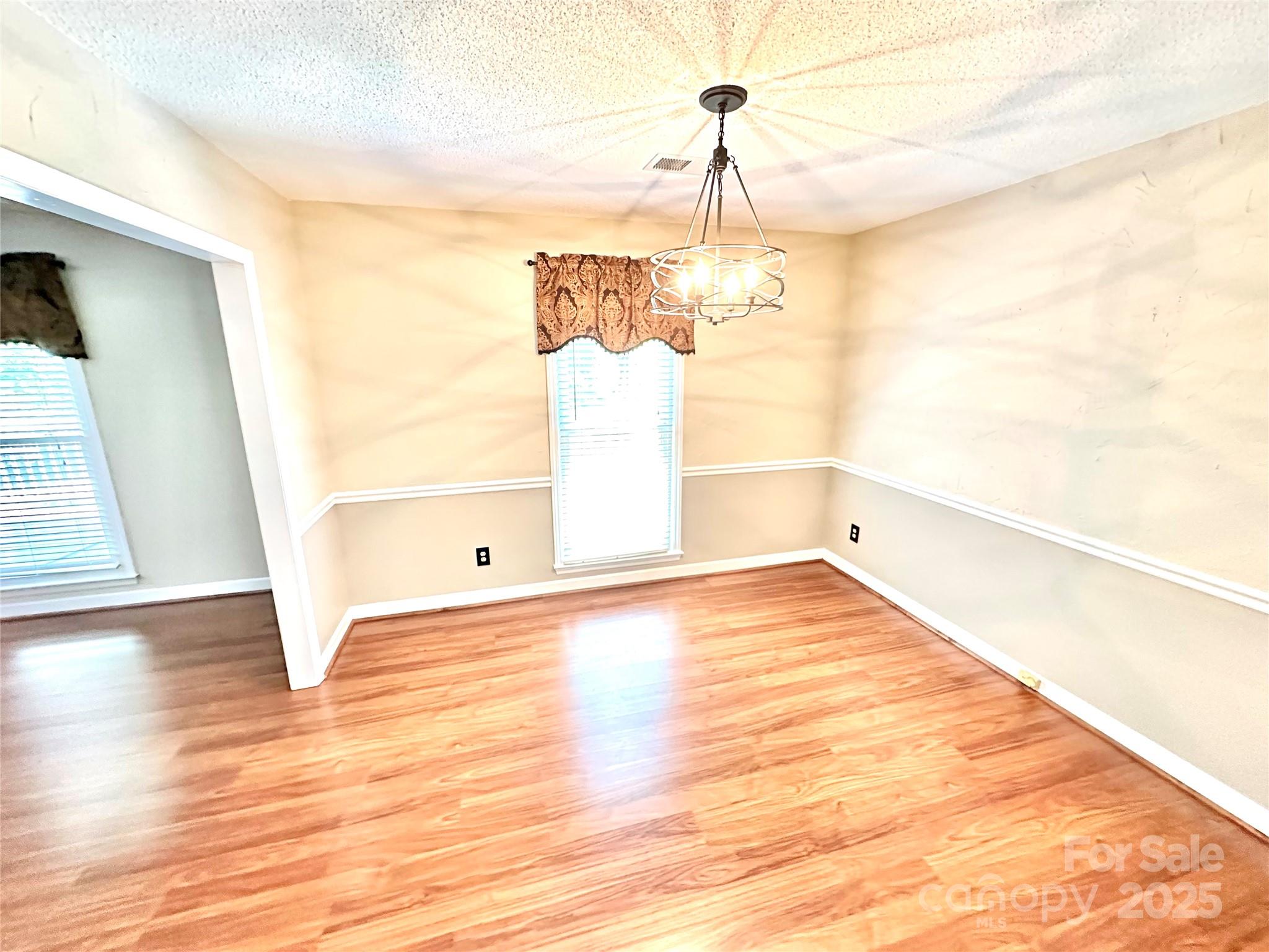 9401 Elvis Drive