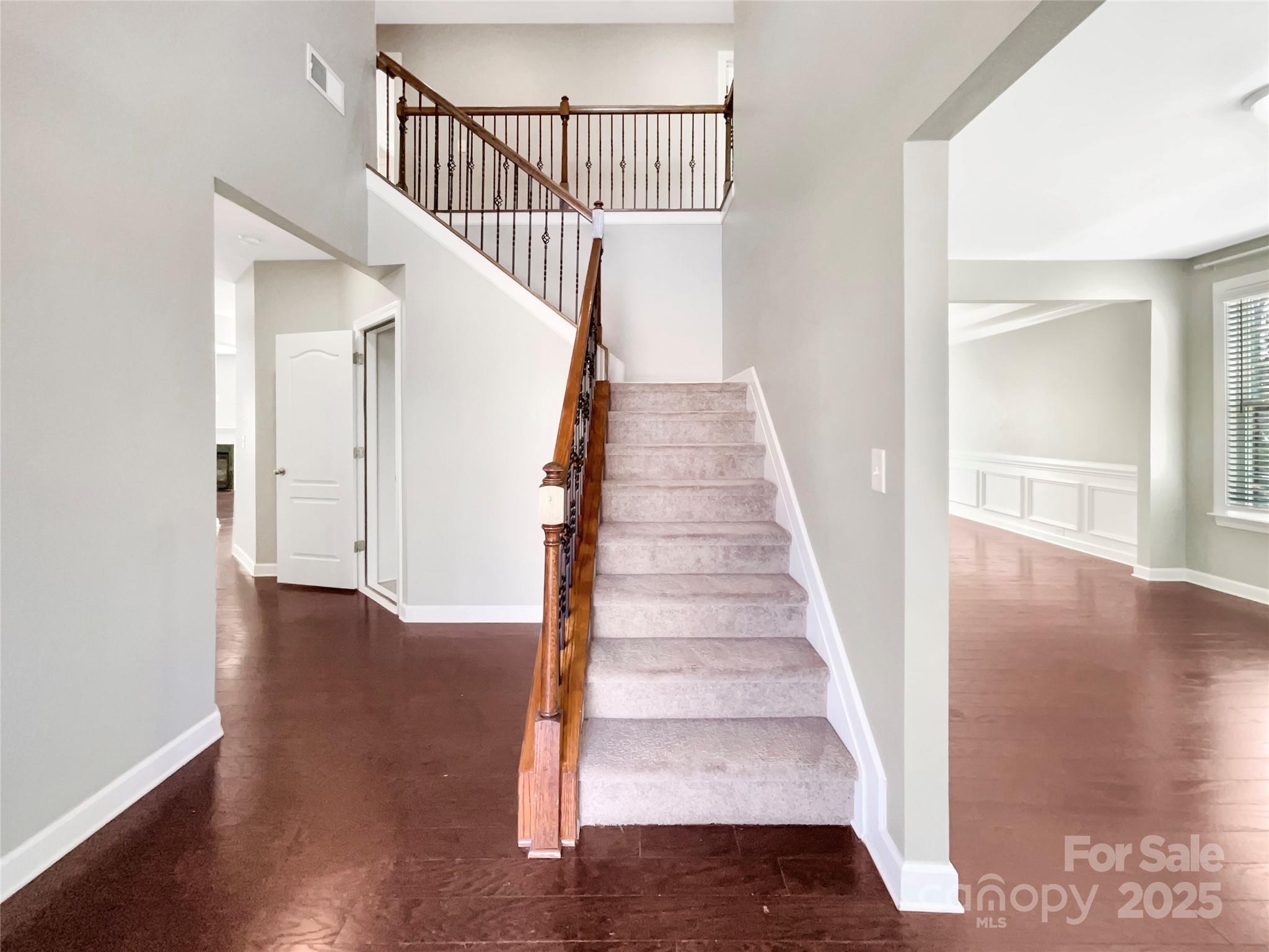 15827 Arabian Mews Lane