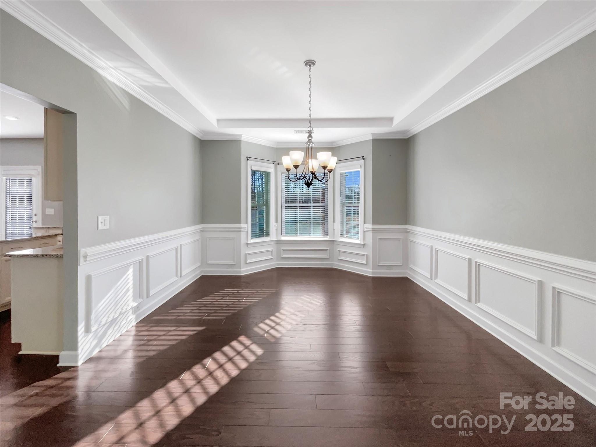 15827 Arabian Mews Lane