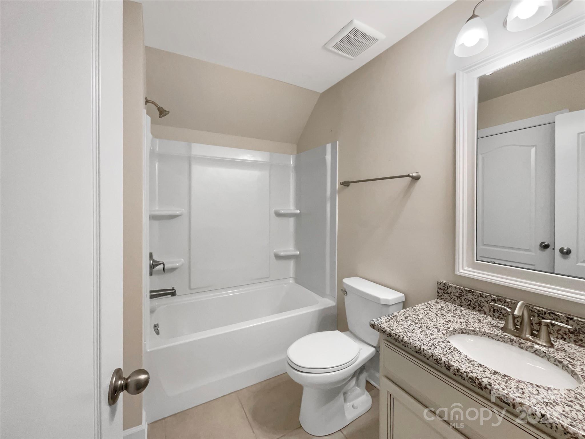 15827 Arabian Mews Lane