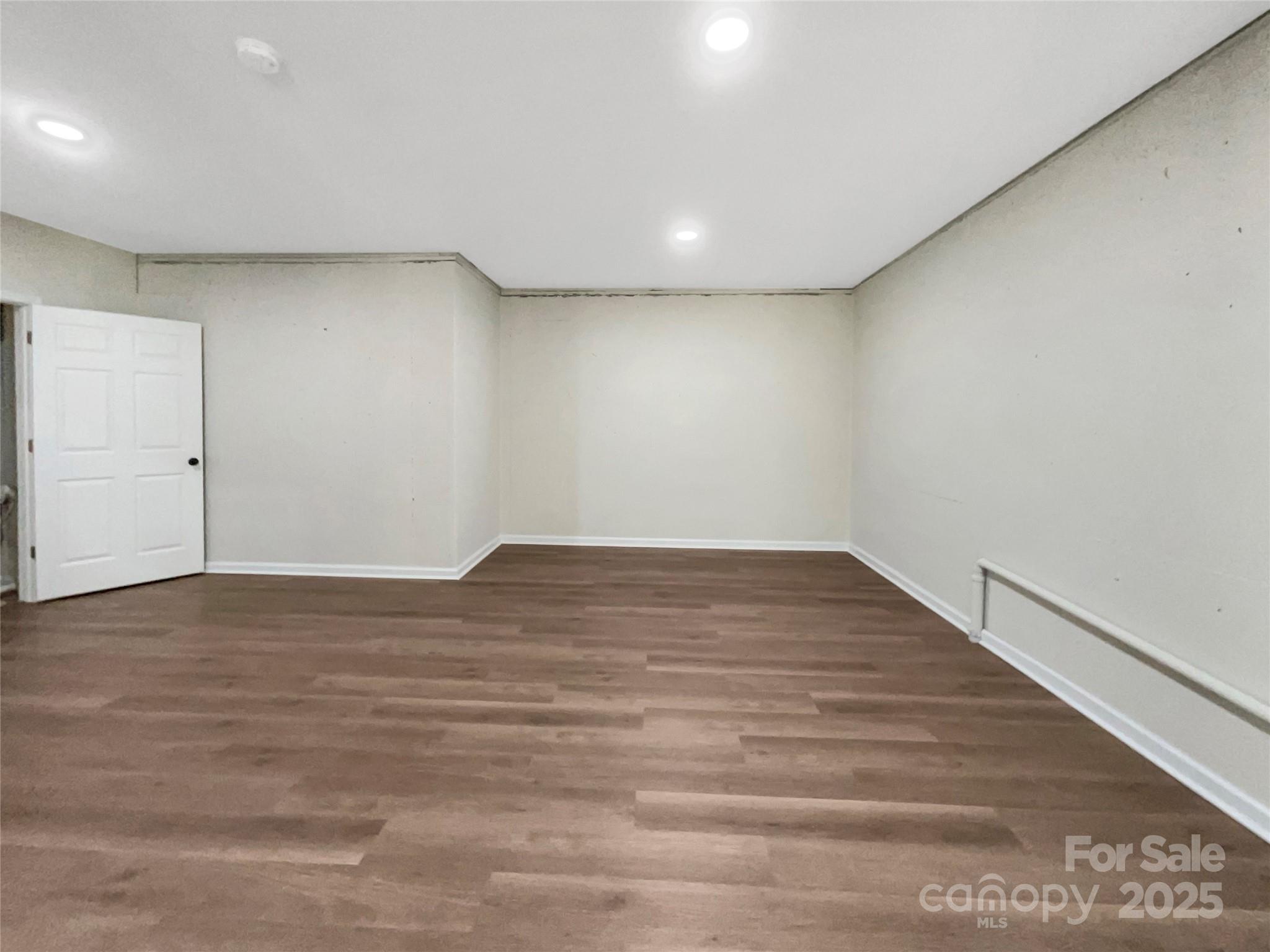 15827 Arabian Mews Lane