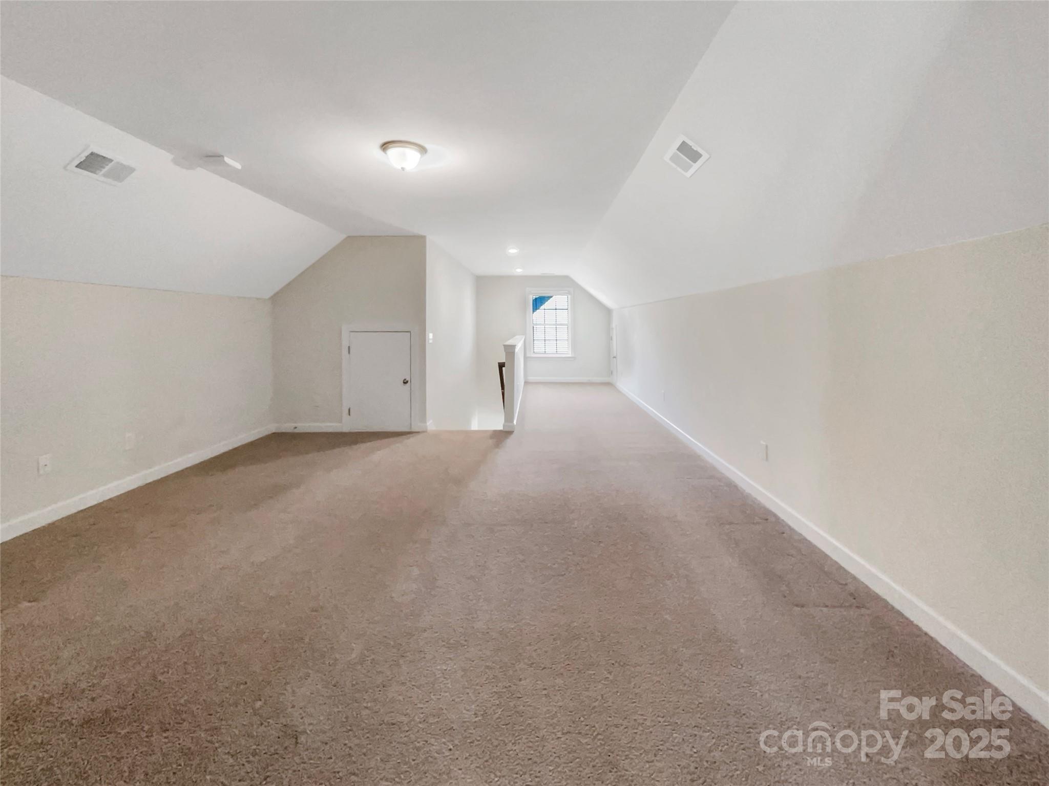 15827 Arabian Mews Lane