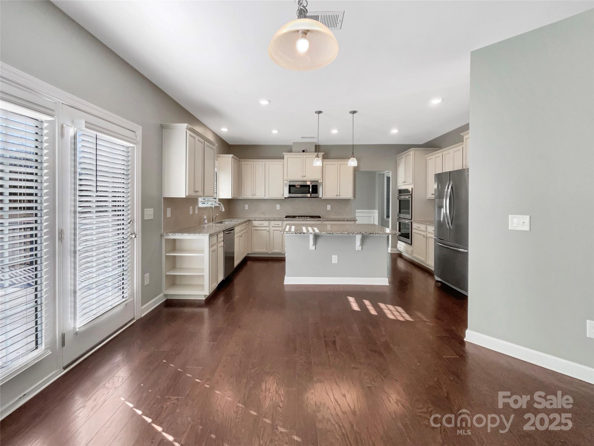 15827 Arabian Mews Lane