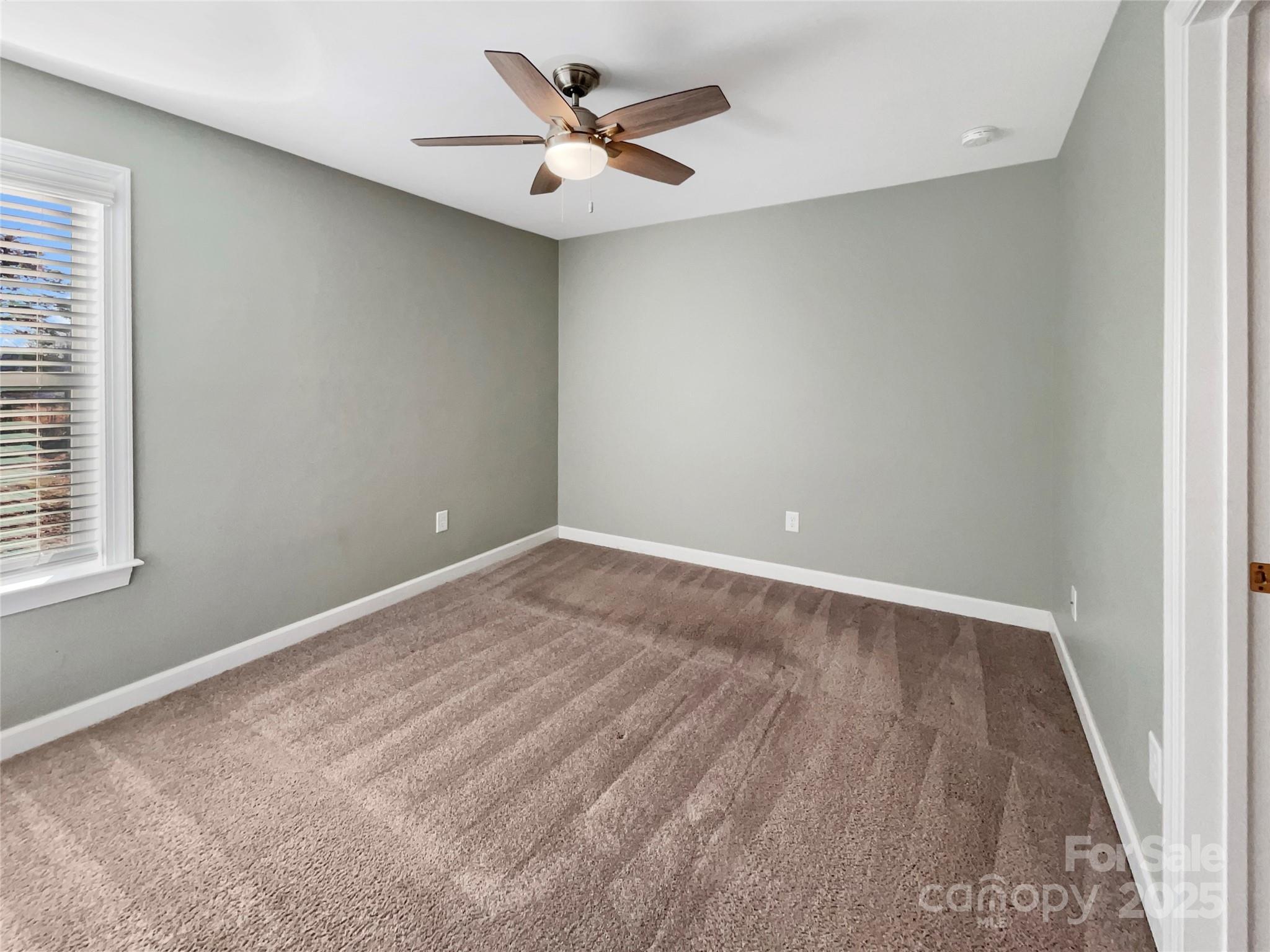 15827 Arabian Mews Lane