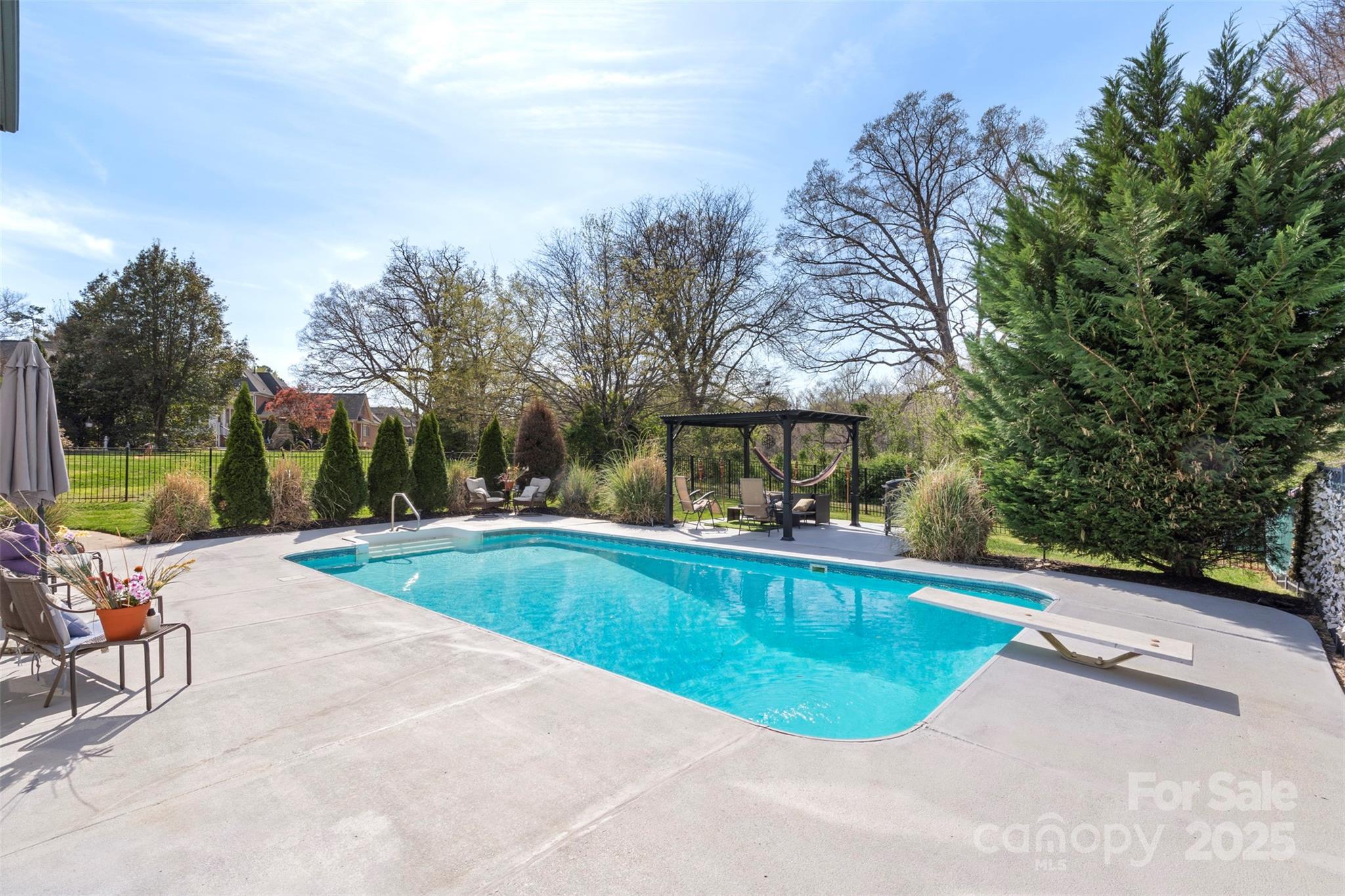2042 Caernarfon Lane