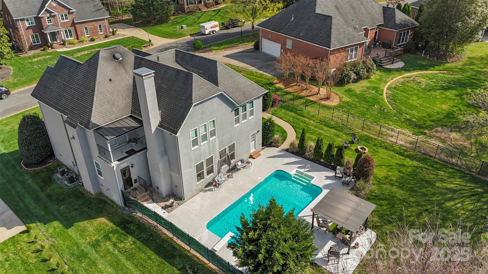 2042 Caernarfon Lane