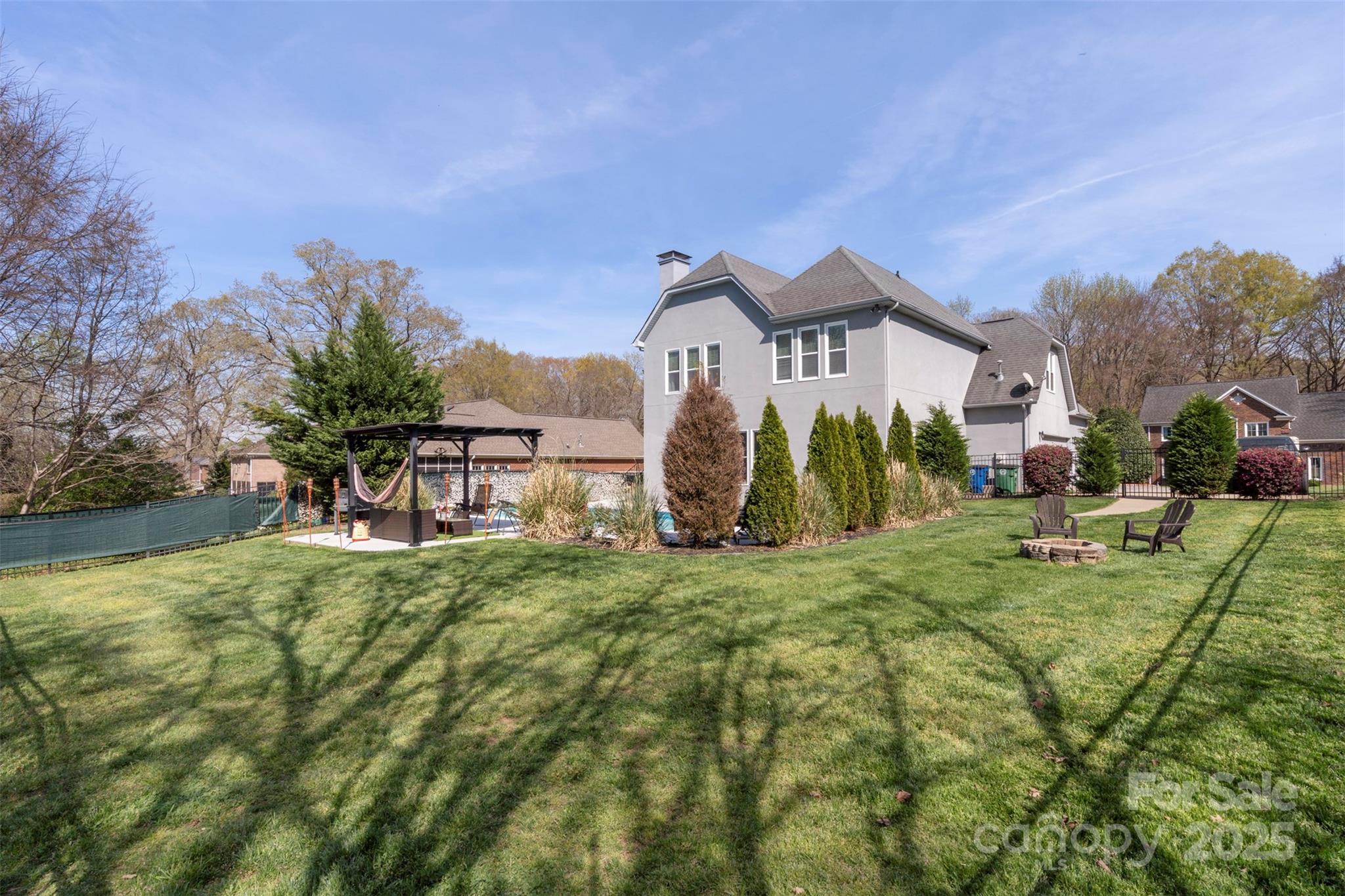2042 Caernarfon Lane