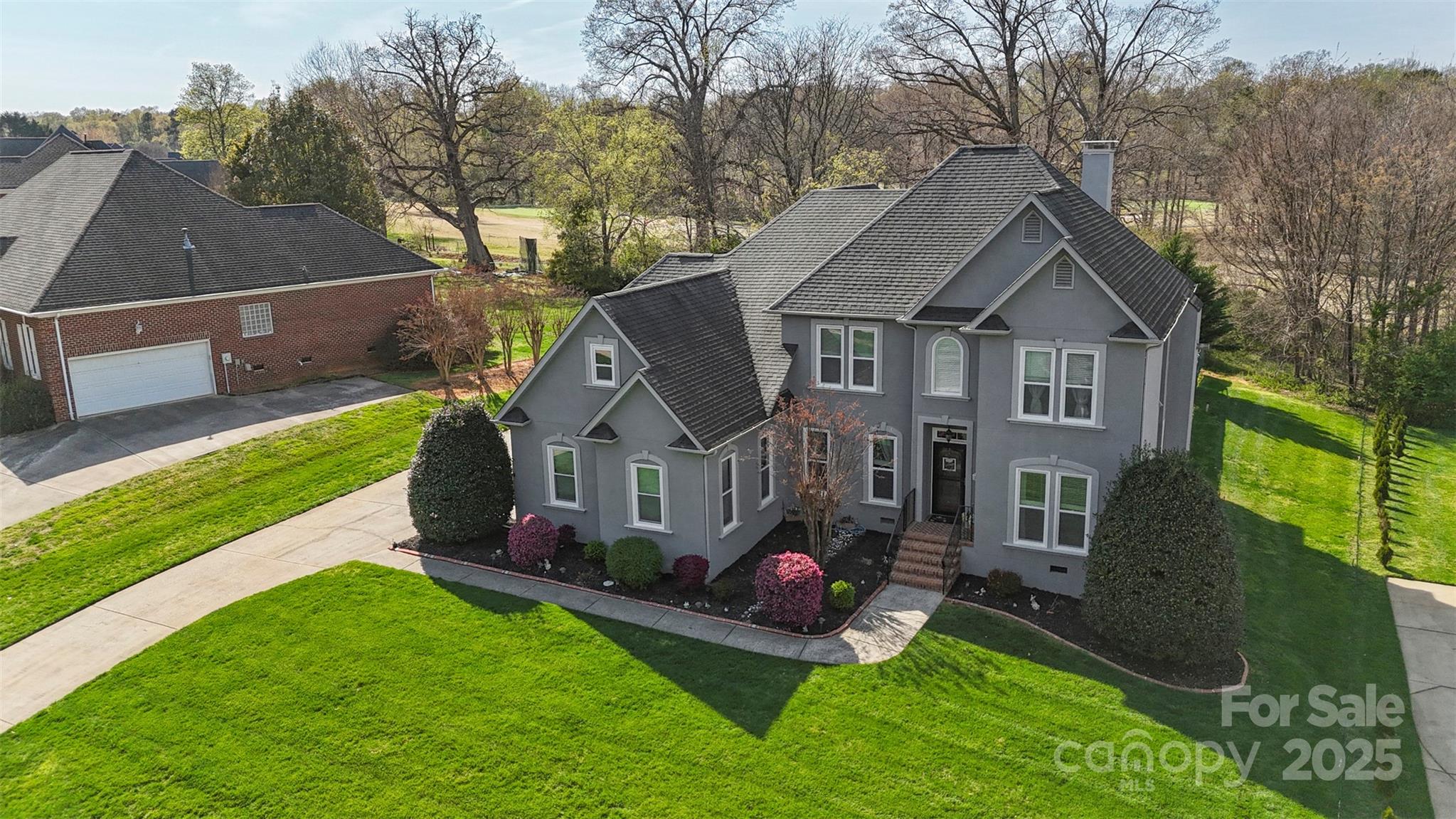 2042 Caernarfon Lane