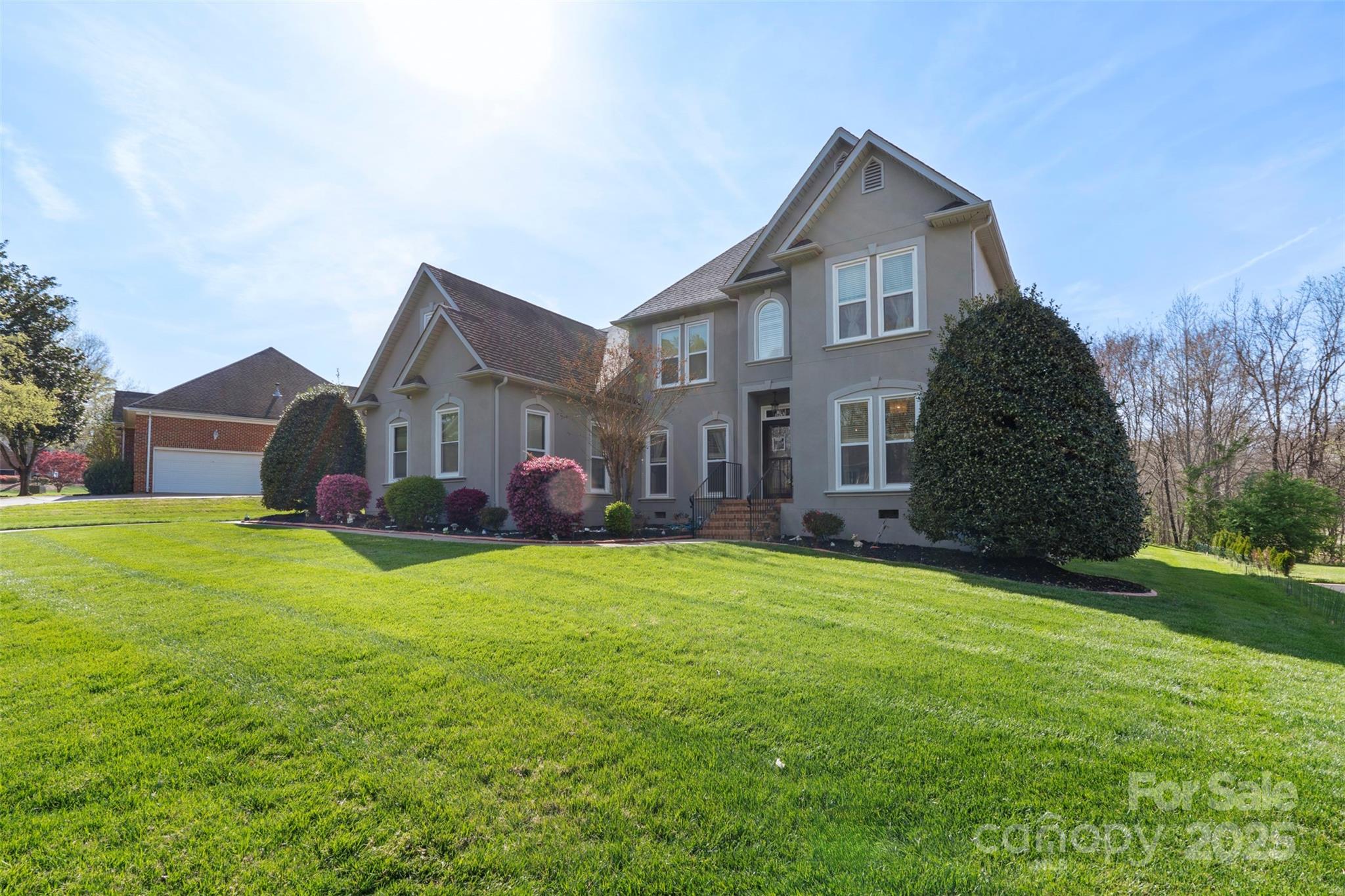 2042 Caernarfon Lane
