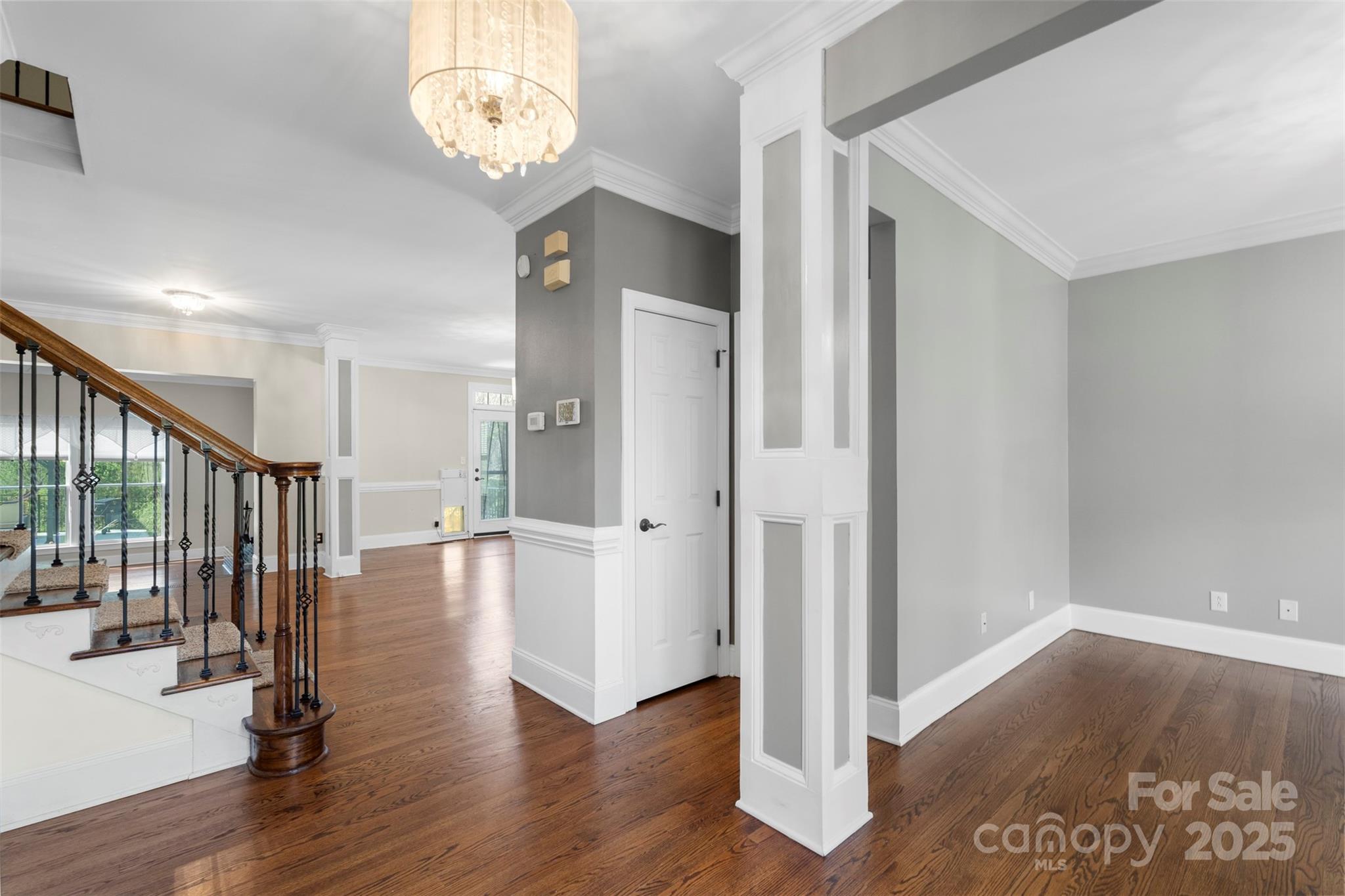2042 Caernarfon Lane