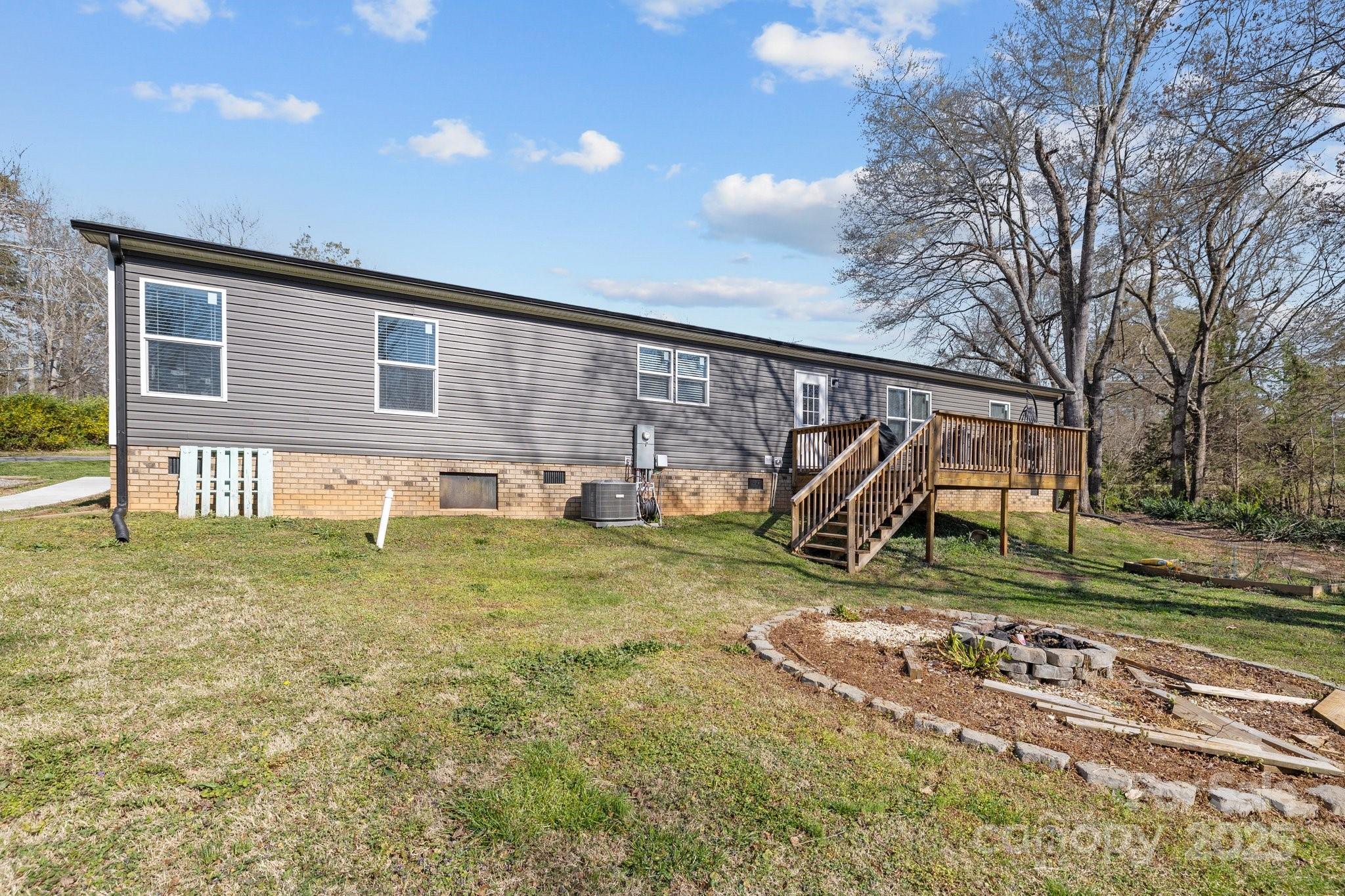 119 Old Hearth Road