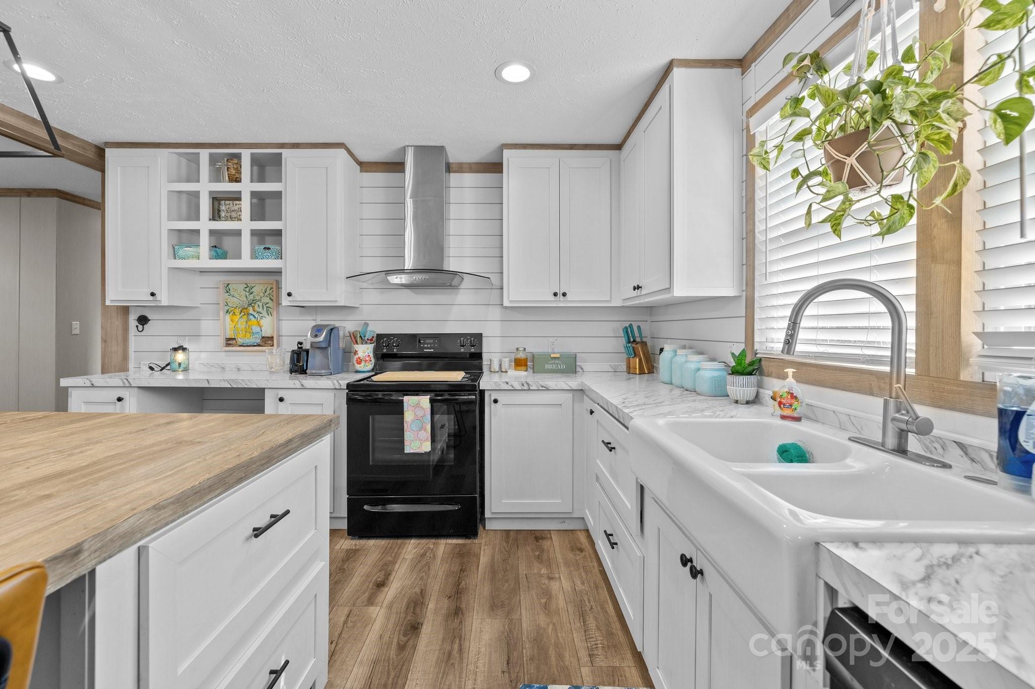 119 Old Hearth Road