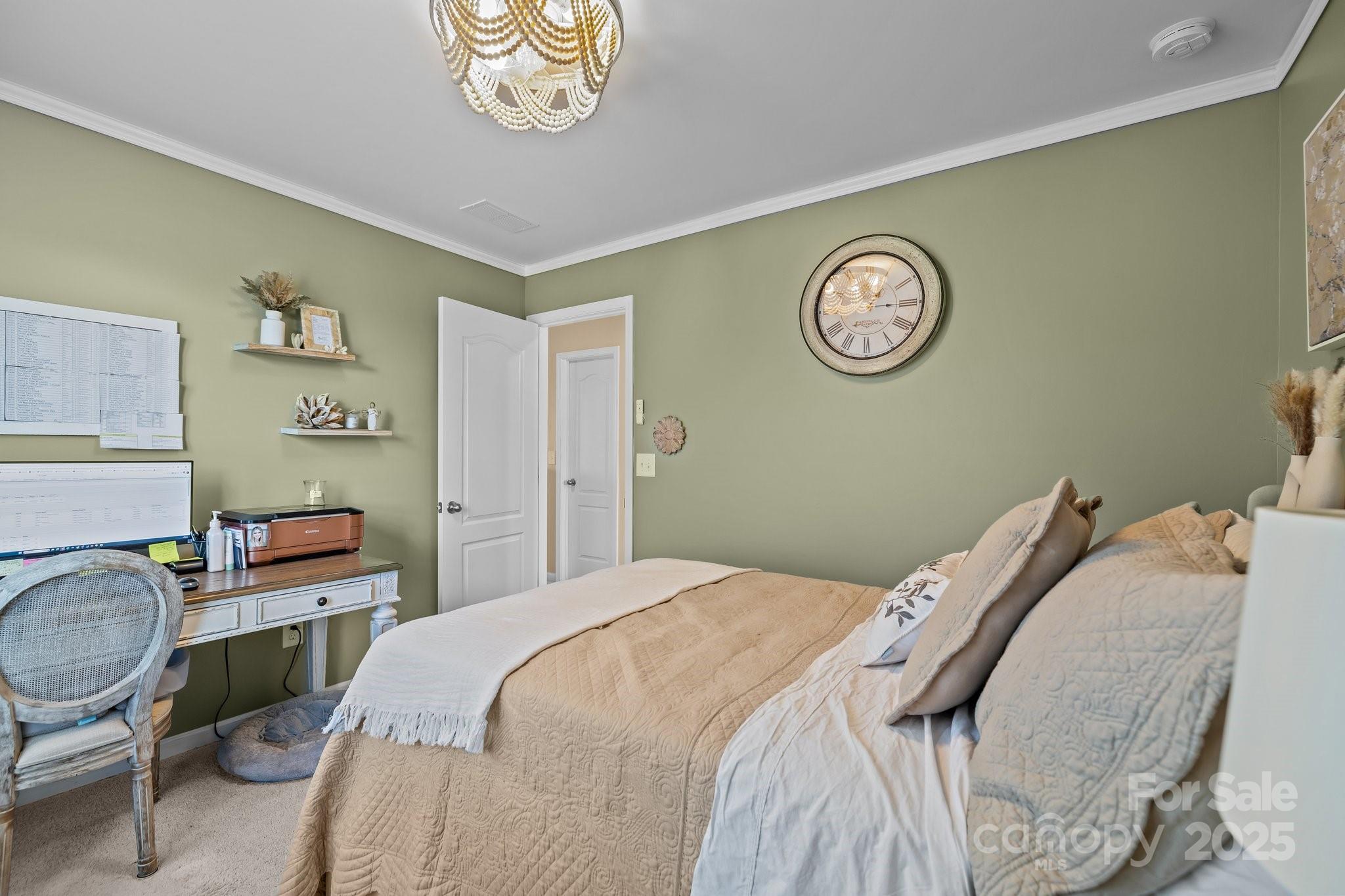 8145 English Clover Lane