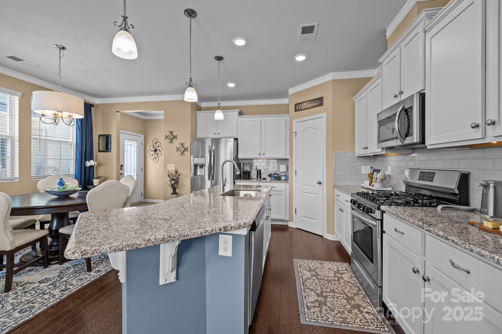 8145 English Clover Lane