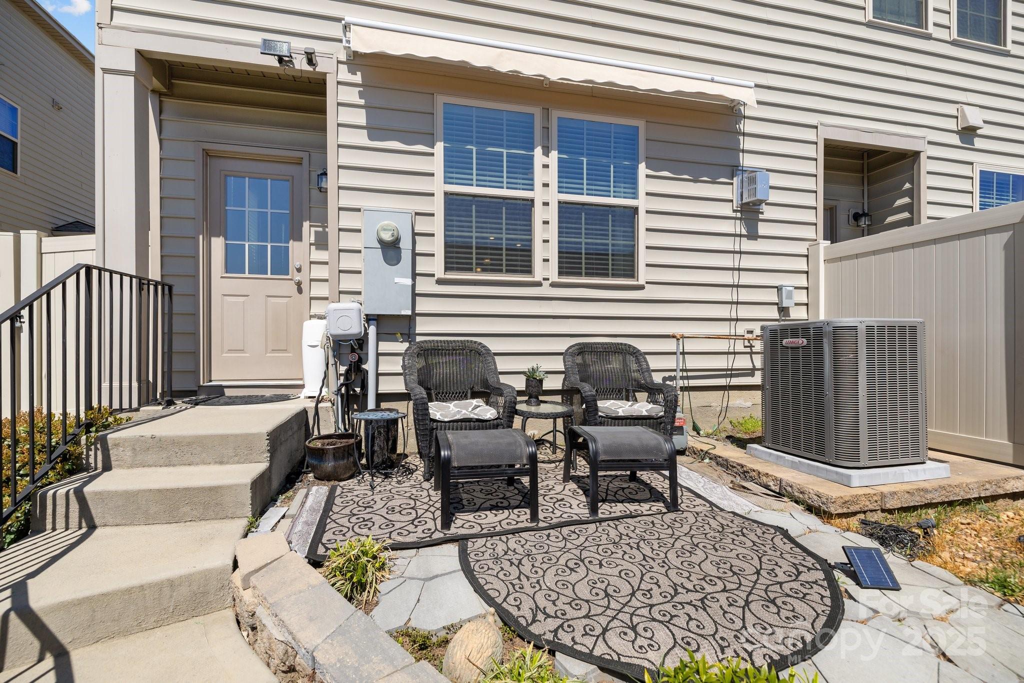 8145 English Clover Lane