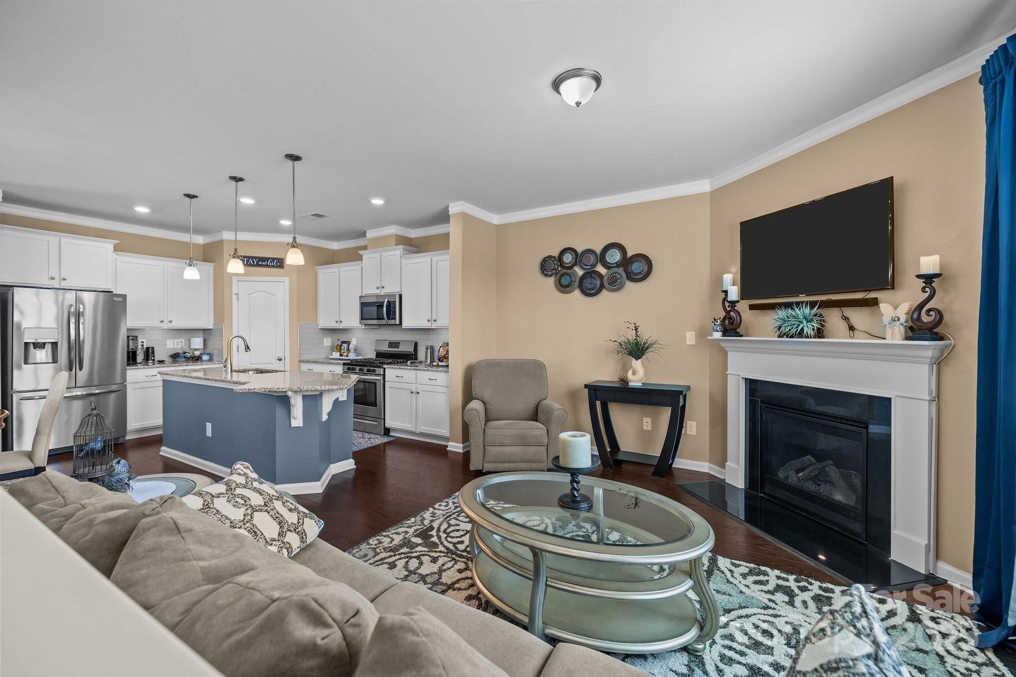 8145 English Clover Lane